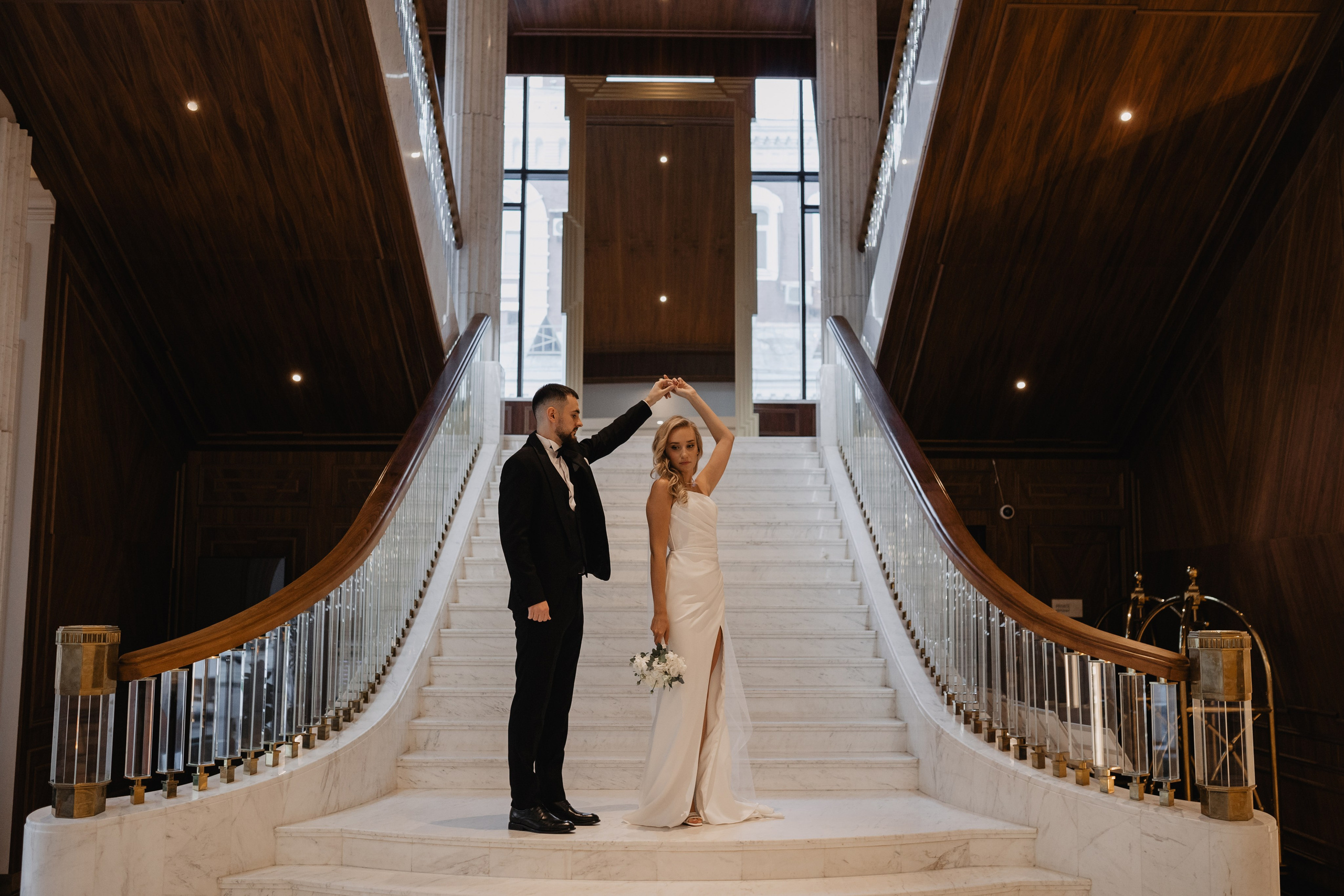 свадебная фотосессия в отеле Marriott Imperial Plaza