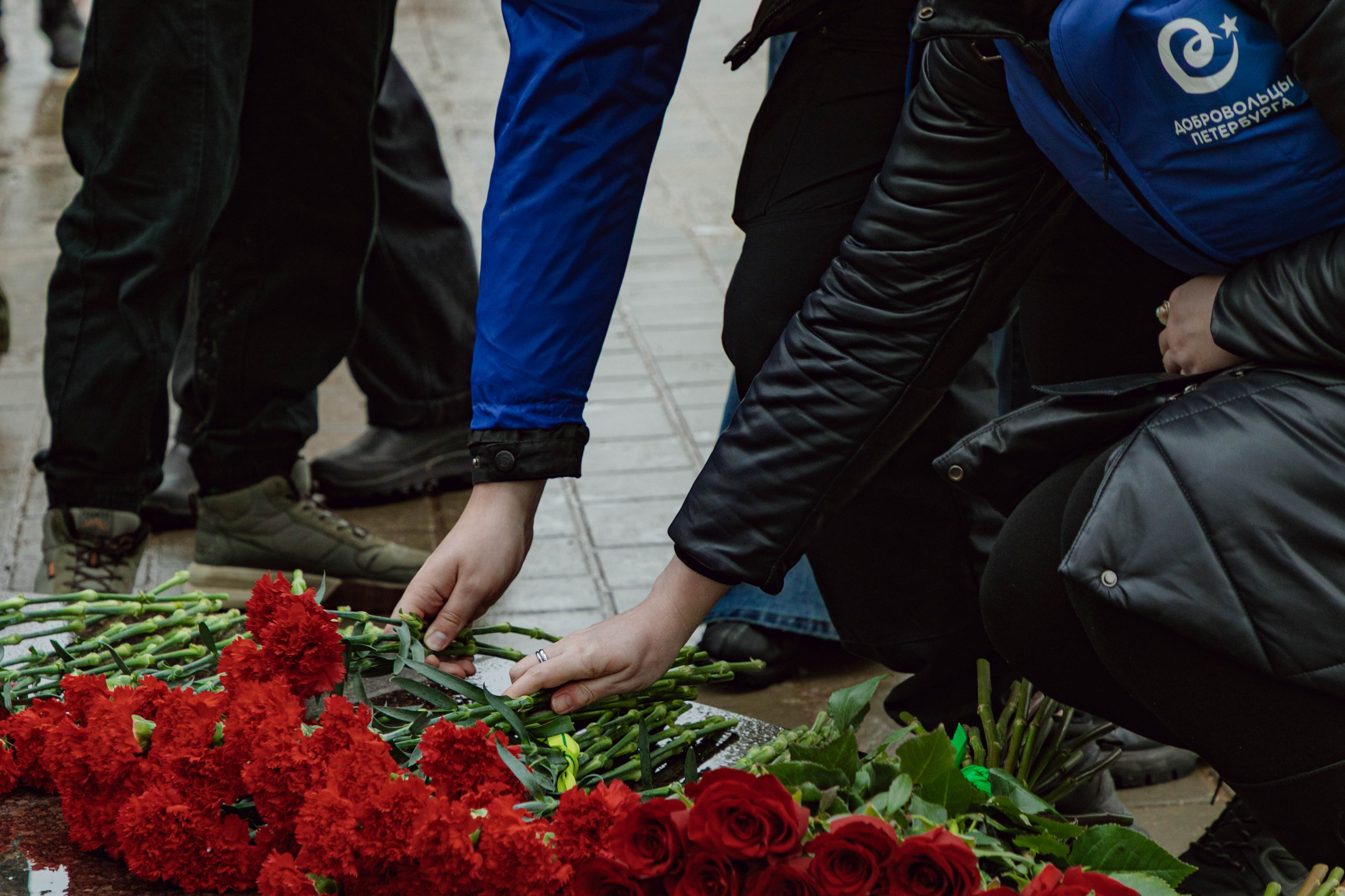 Открытие памятника «Погибшим в пандемию Ковид-19». Репортажный и концертный фотограф в Санкт-Петербурге Адмакина Дарья