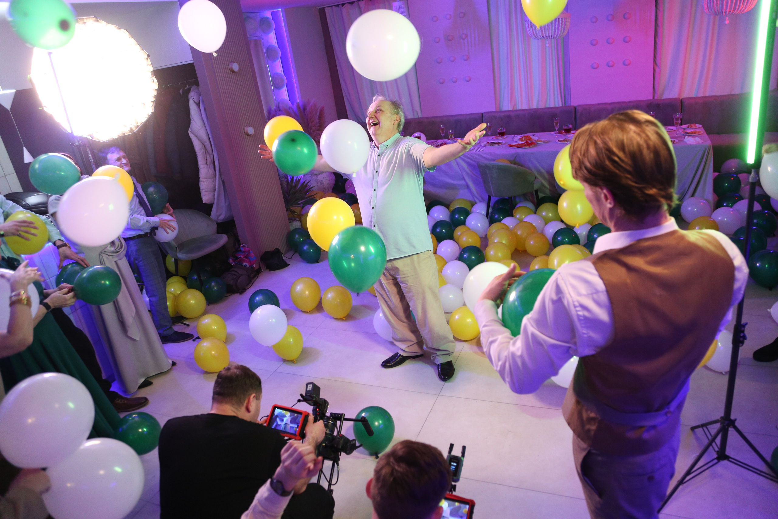 Клипы и Кино. Сергей Кошкин ВИДЕООПЕРАТОР, ОПЕРАТОР-ПОСТАНОВЩИК, ВИДЕОГРАФ