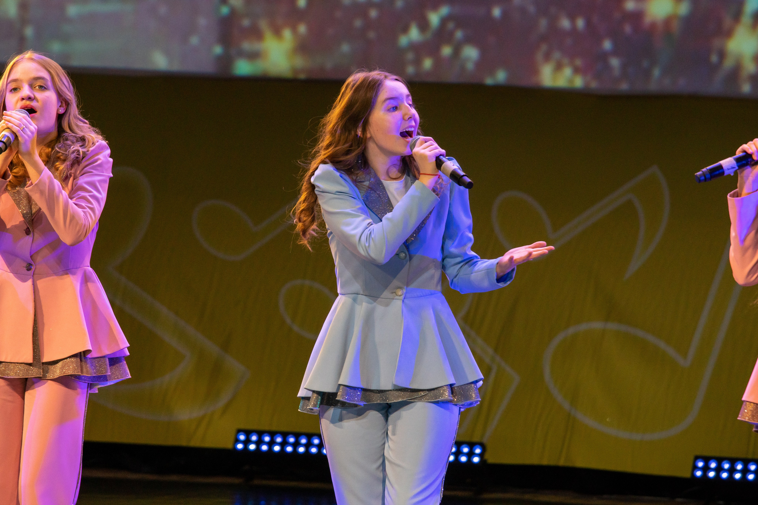 Съёмка концерта для Домисольки, большой концертный зал Космос. «Студия DRONAVT`s» — видеосъёмка и фотография г. Москва