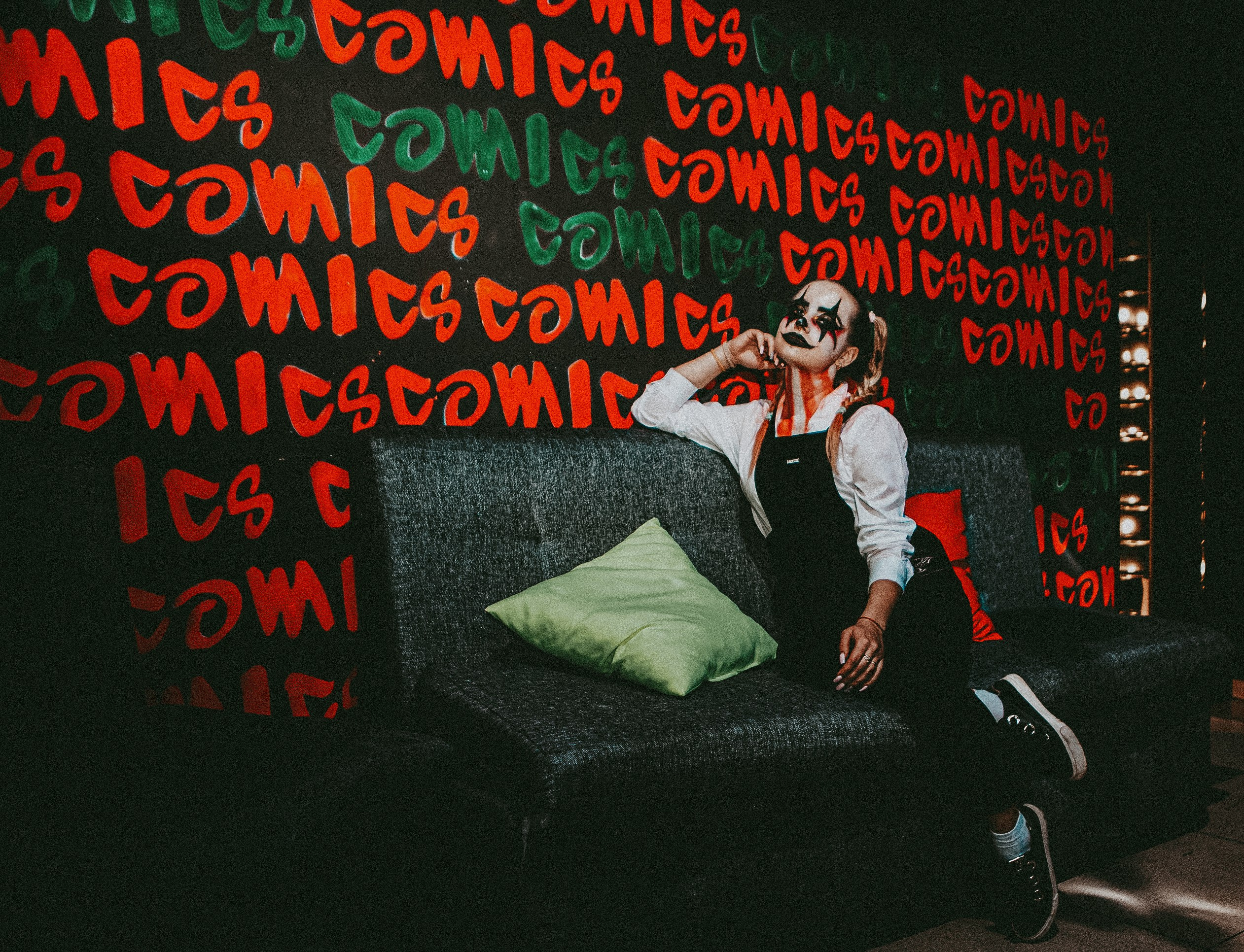 Съёмка в Comics Lounge Bar. Фотограф в городе Самара Александр Гераськин