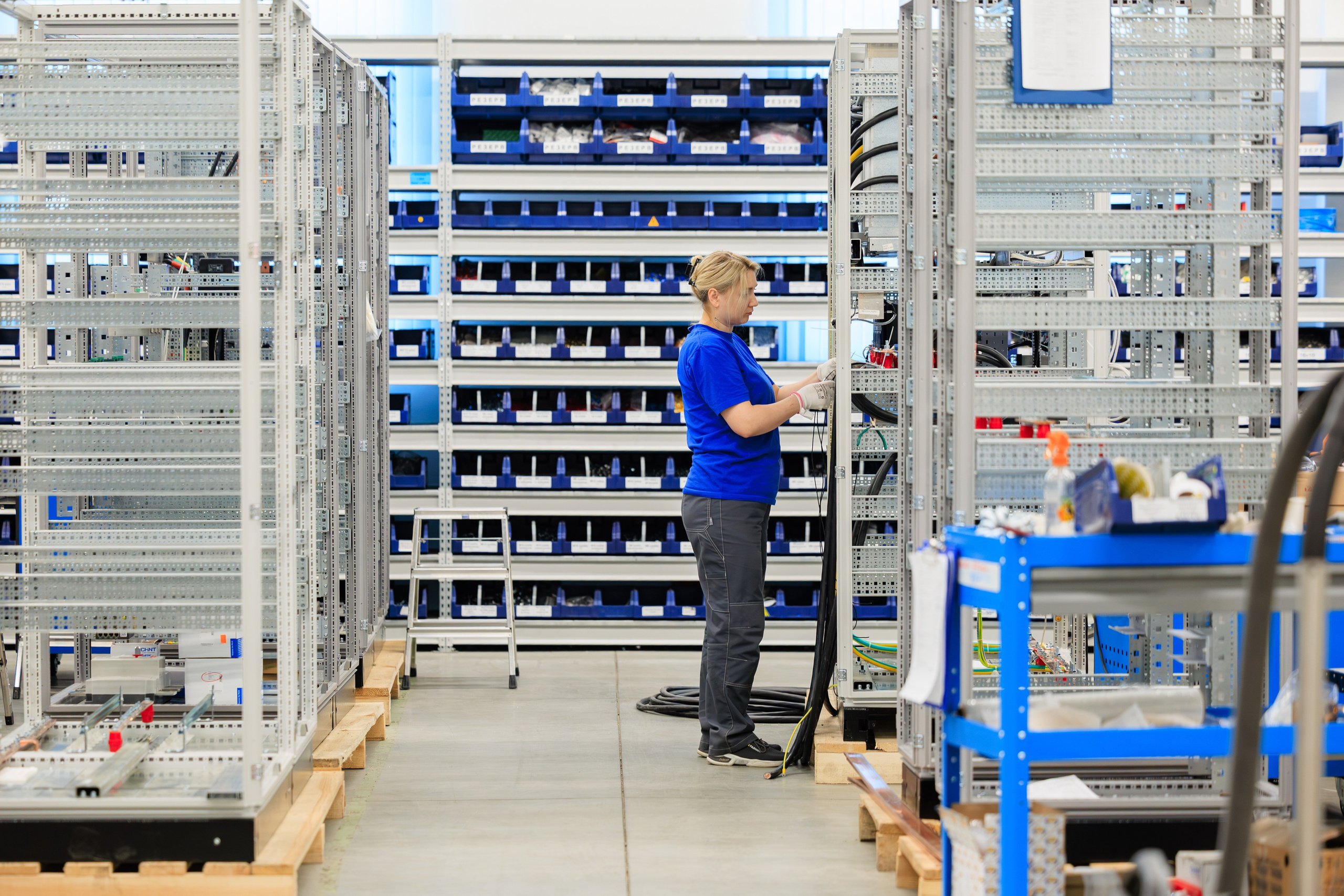 Вольтаг — Экскурсия по производству. Контент для бизнеса в Екатеринбурге Полдень Медиа