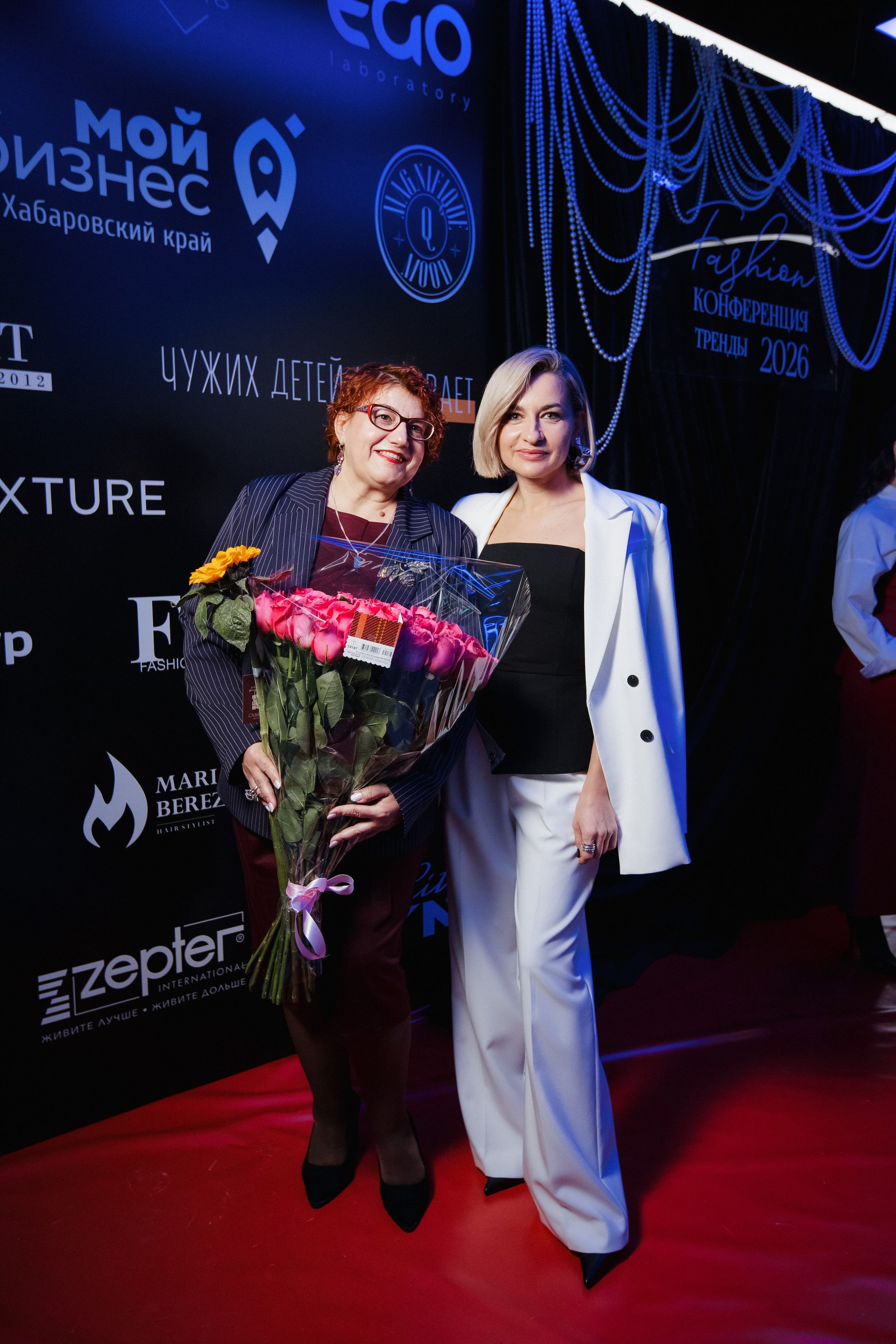 ФЭШН КОНФА. СВОИ. ФОТООТЧЕТЫ-СОБЫТИЯ-МЕСТА