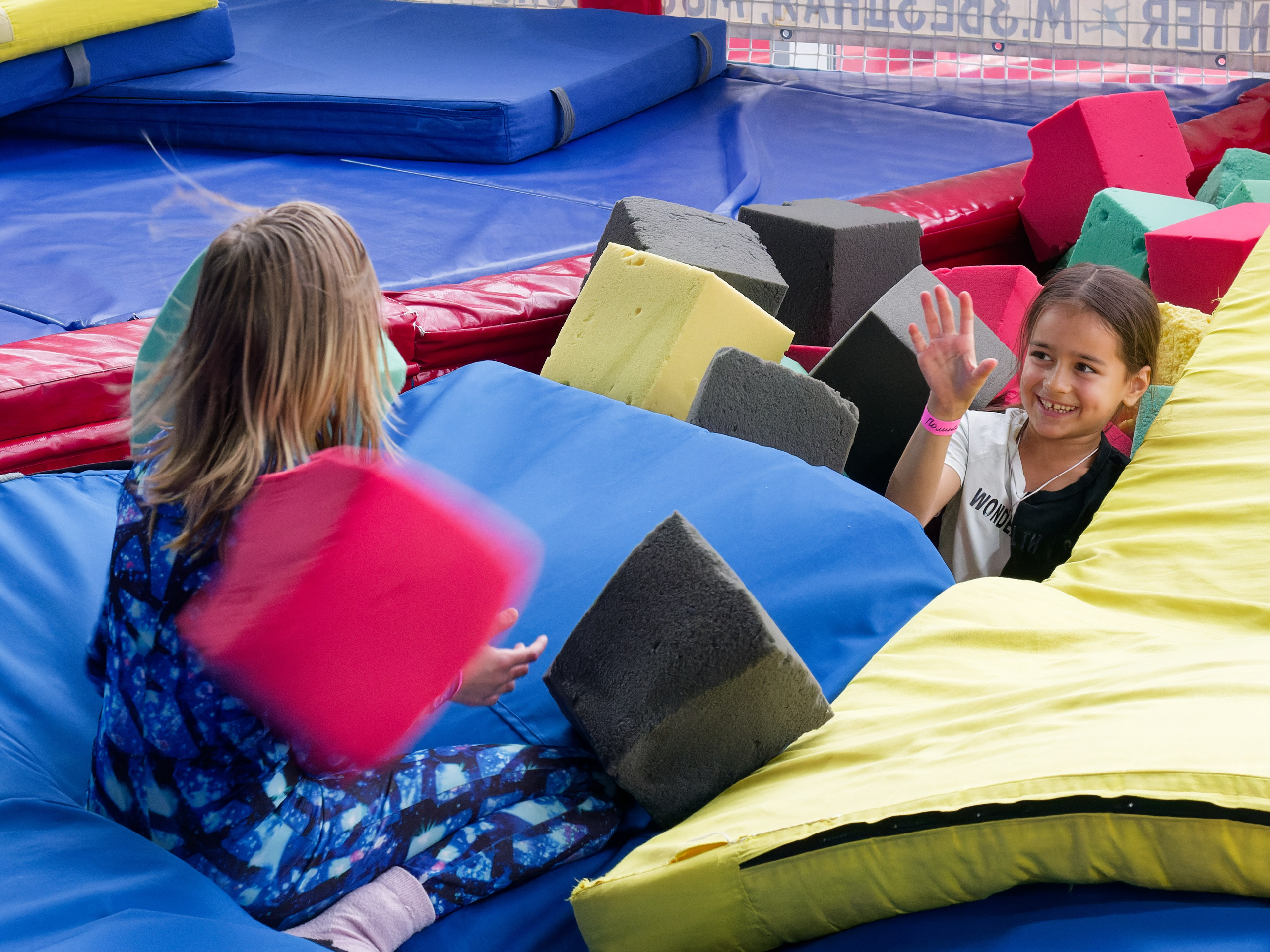 День рождения в батутном центре. Репортажный и Свадебный фотограф в Санкт-Петербурге Котов Павел