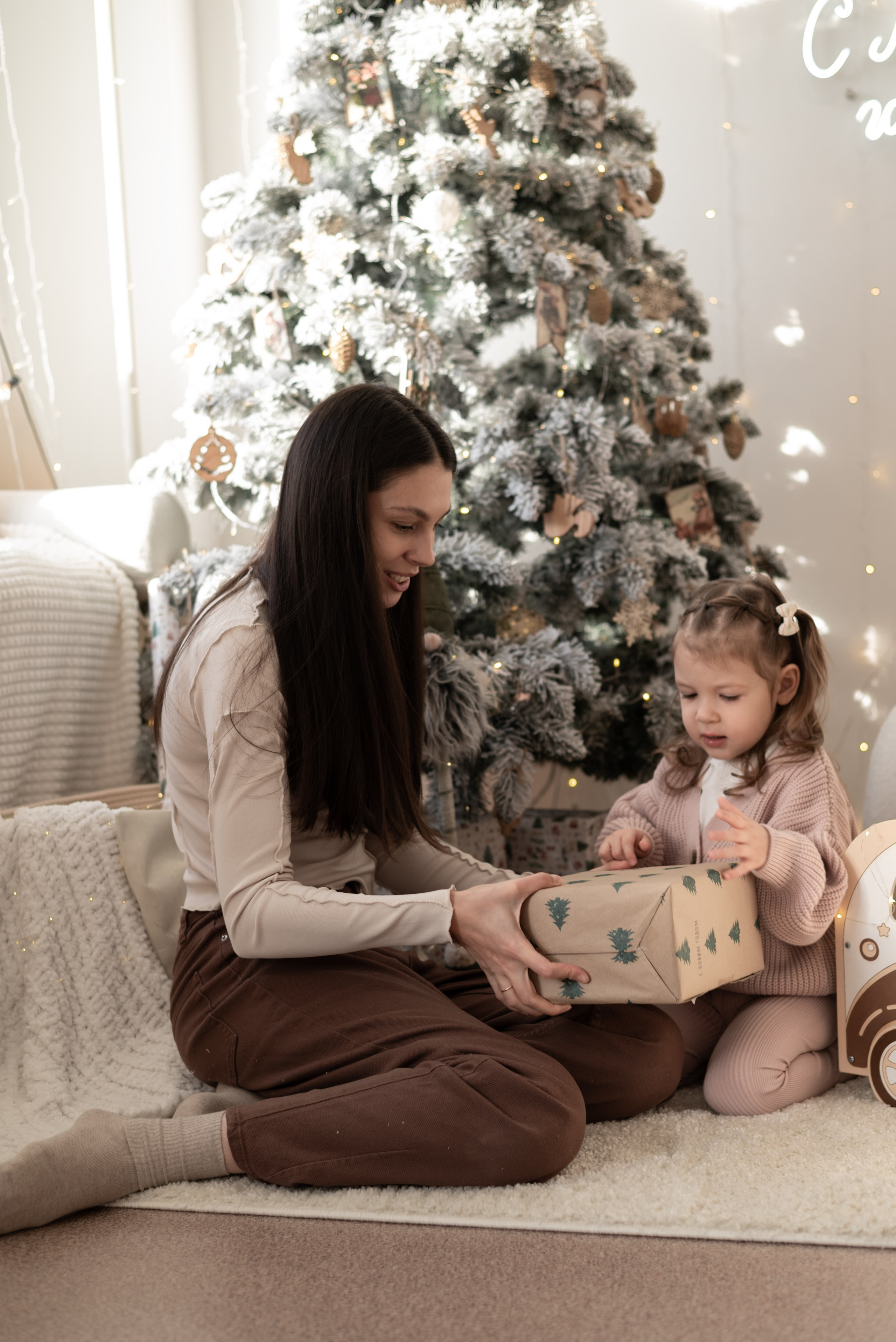 Катя и София в студии «Вдохновение»