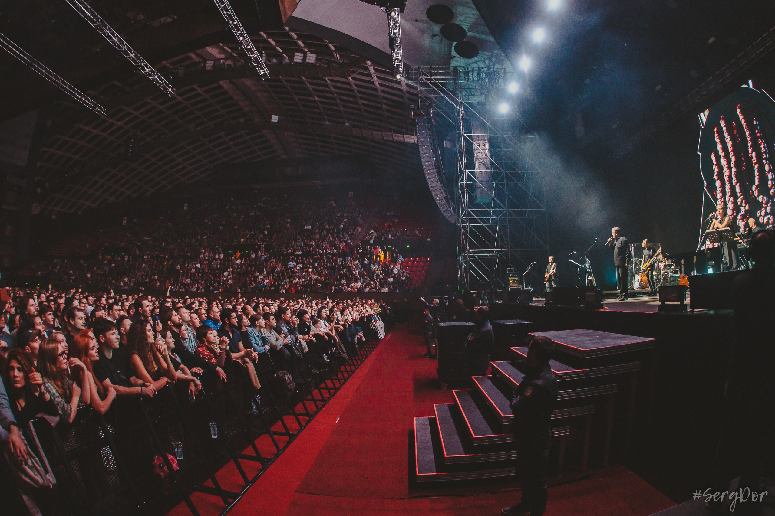 ДДТ, DDT, Ереван, 03.11.2024, СКК, Спортивно-концертный комплекс имени Карена Демирчяна, Երևան, Армения, большой концерт, 3 ноября 2024 года, Юрий Шевчук, SergDor, #SergDor