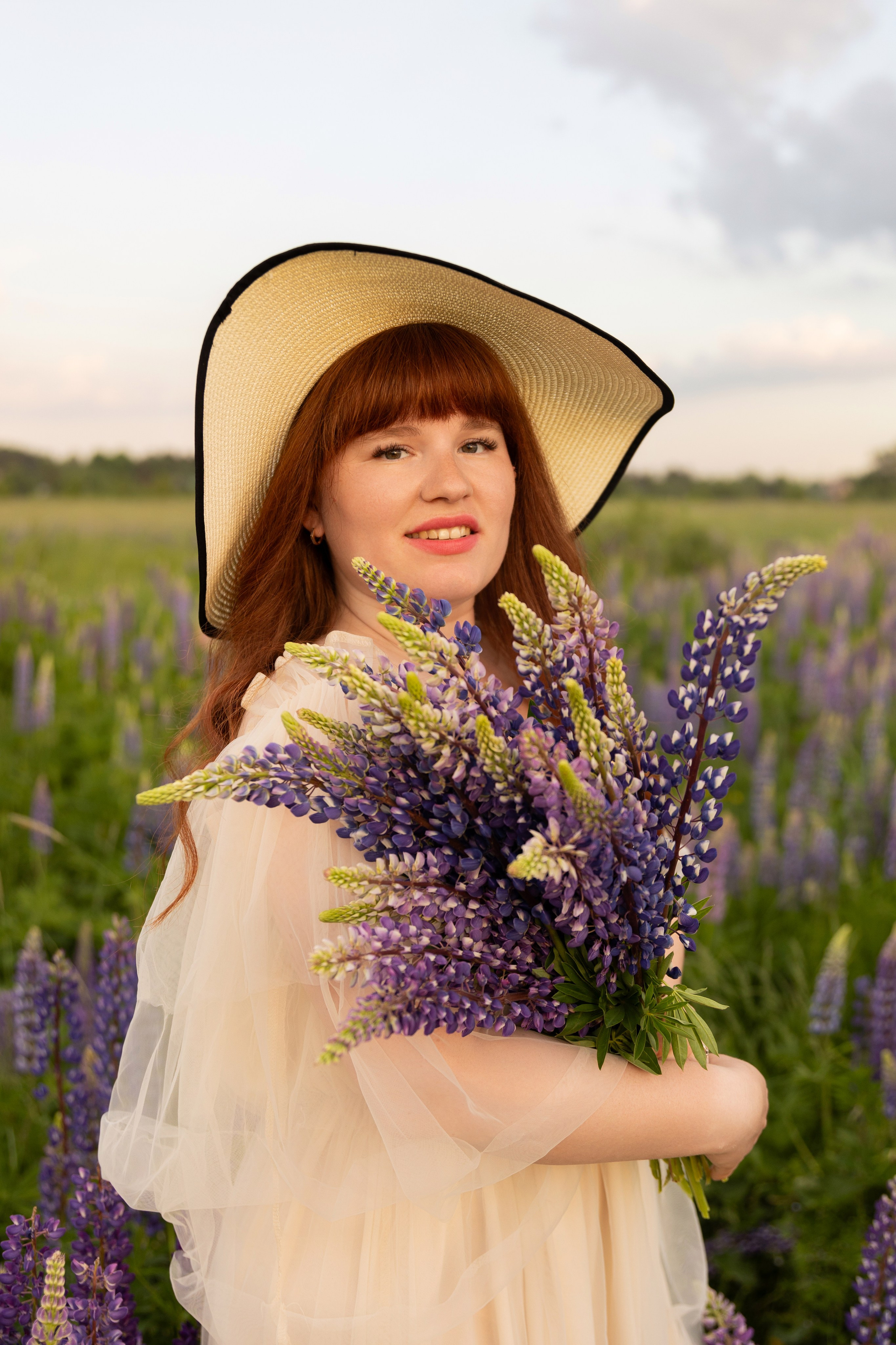 Фотосессия с люпинами. Семейный и свадебный фотограф в Санкт-Петербурге Татьяна Швыкова