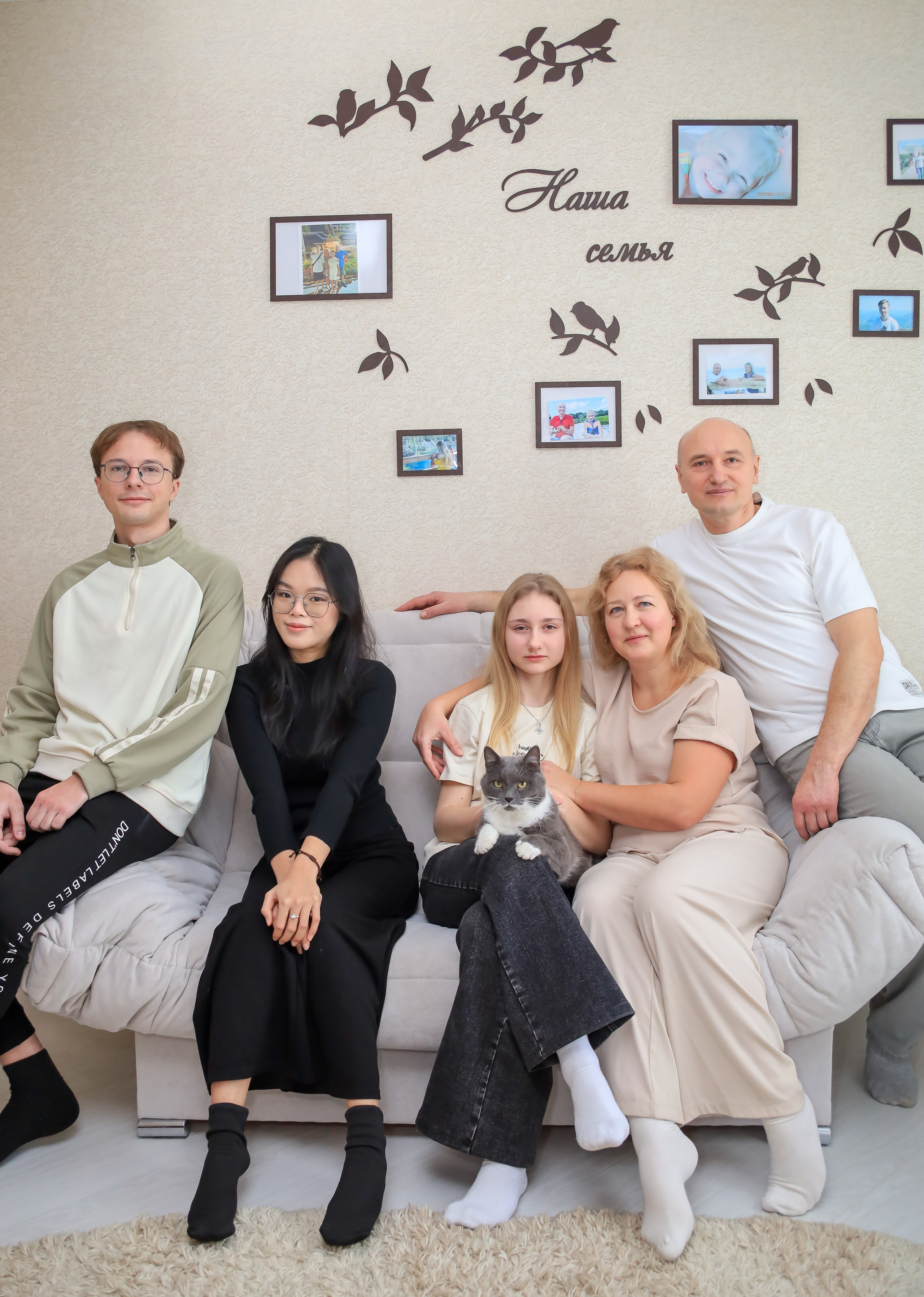 Уютная домашняя семейная съемка. Алексей Климков. Фотограф для Вашего бизнеса и частных съемок в Минске и по Беларуси