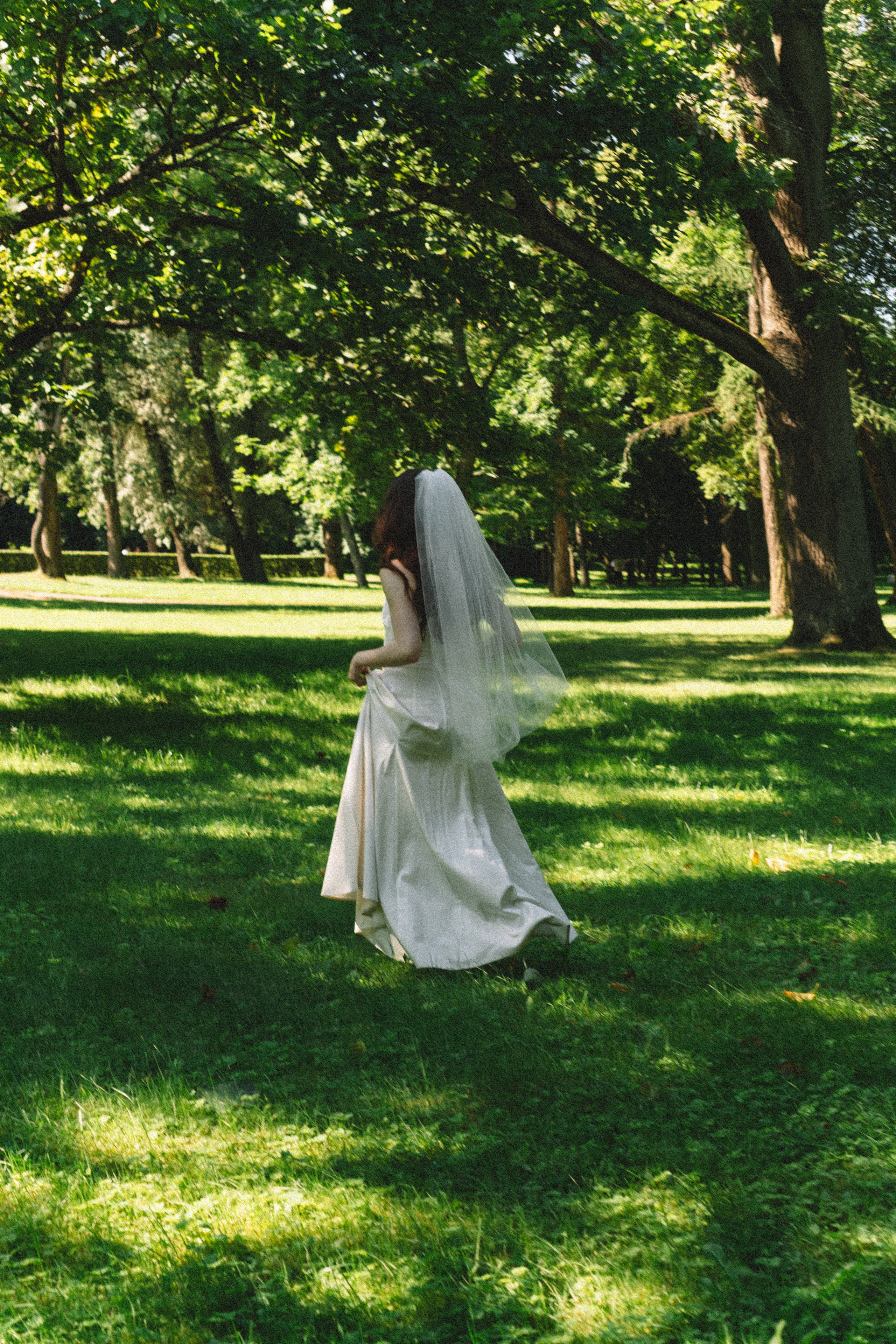 СВАДЕБНАЯ СЬЕМКА В ПЕТЕРГОФЕ И СЬЕМКА РЕПОРТАЖА В ЗАГСЕ ПЕТЕРГОФА. Профессиональный фотограф, Санкт-Петербург — Виктория Богомолова