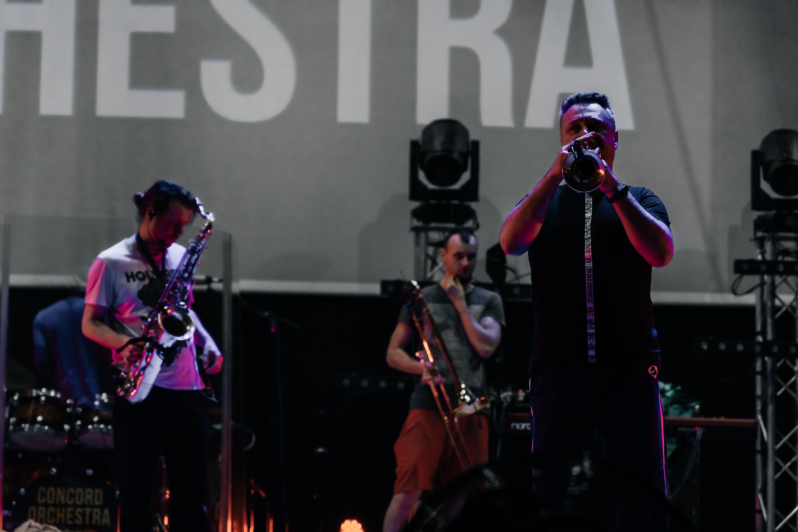 Первый в мире танцующий оркестр«Concord Orchestra». Обо мне