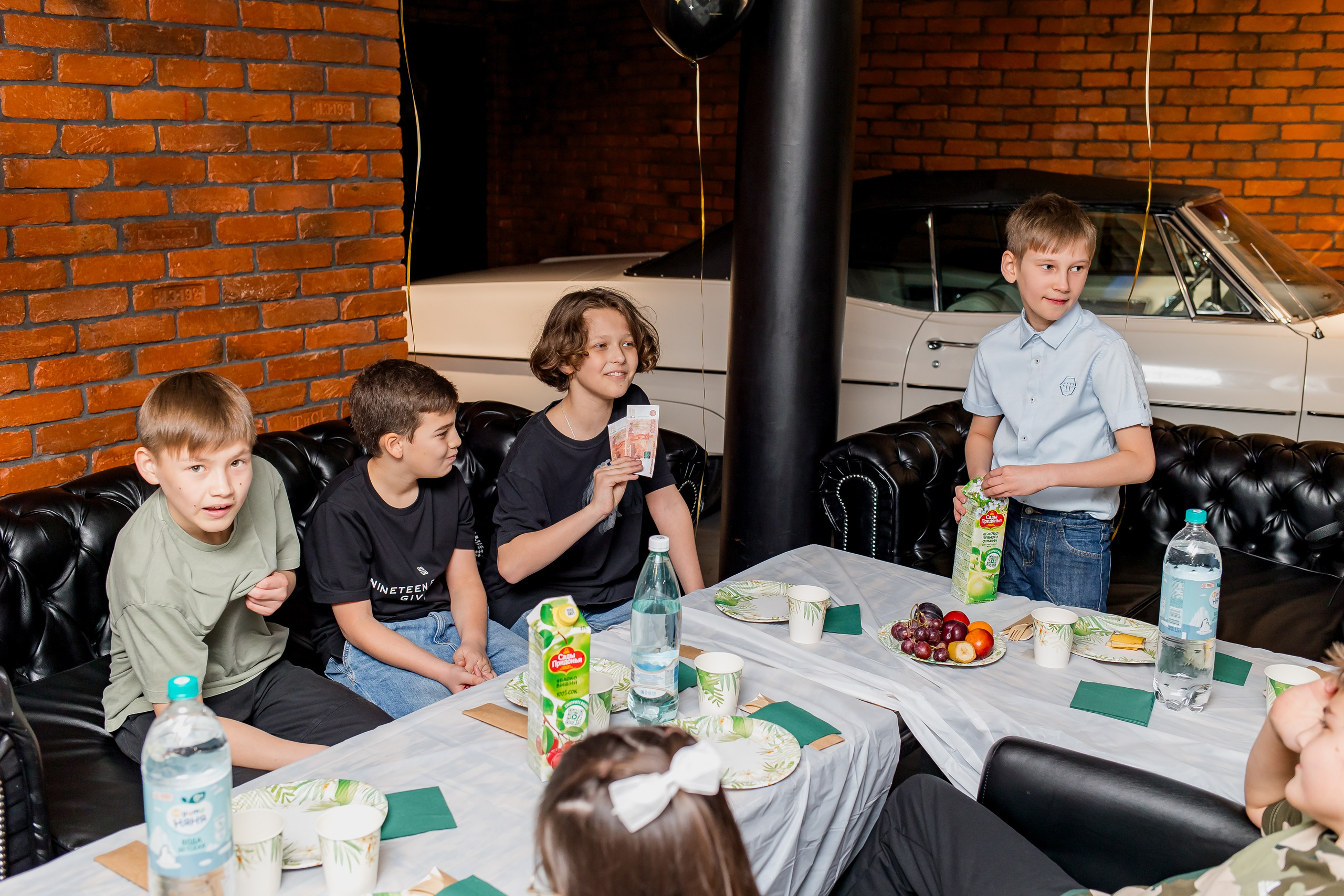 Выпускной 4 класс. Фотограф в Москве Авдеева Мария