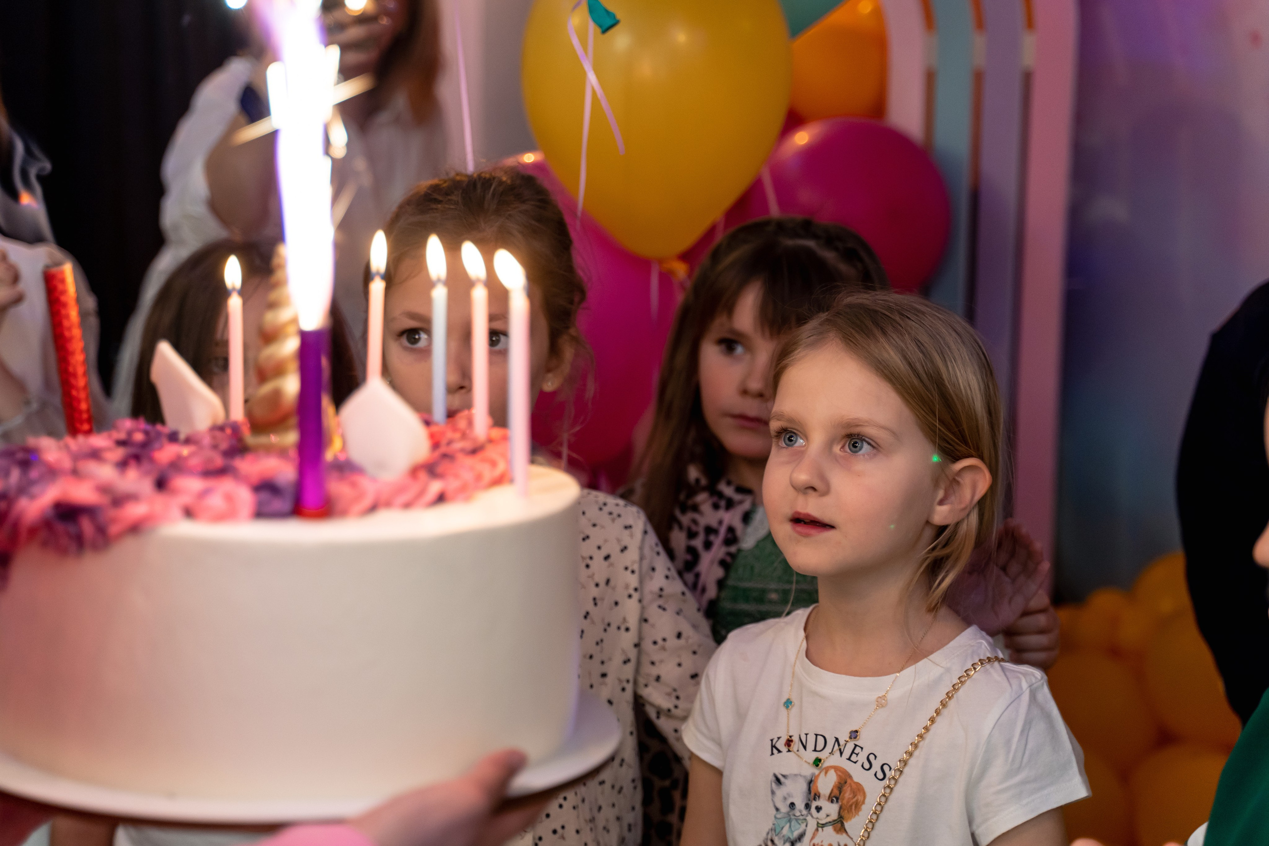 Фотограф на детский день рождения Москва. Фотограф \ Видеограф на Крещение, Венчание Москва| Семейные съемки