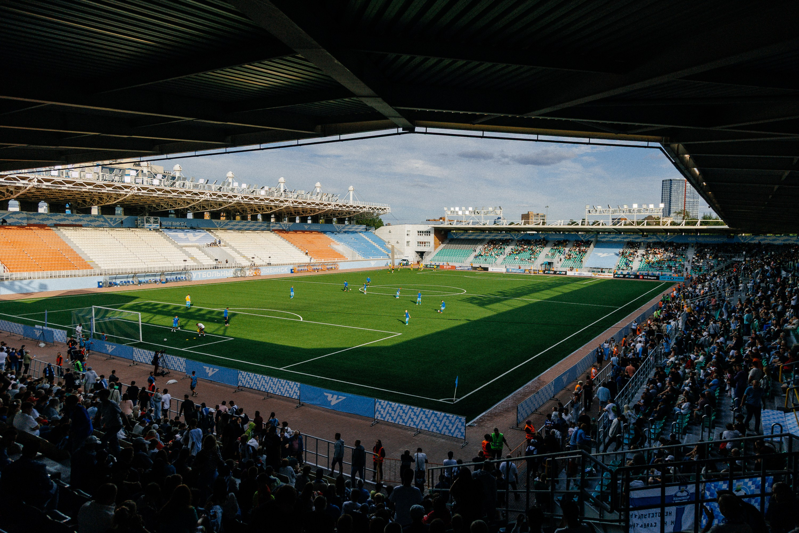 ФК ЧЕЛЯБИНСК Х ФК ВОЛГА. Репортажный фотограф Макс Брагин