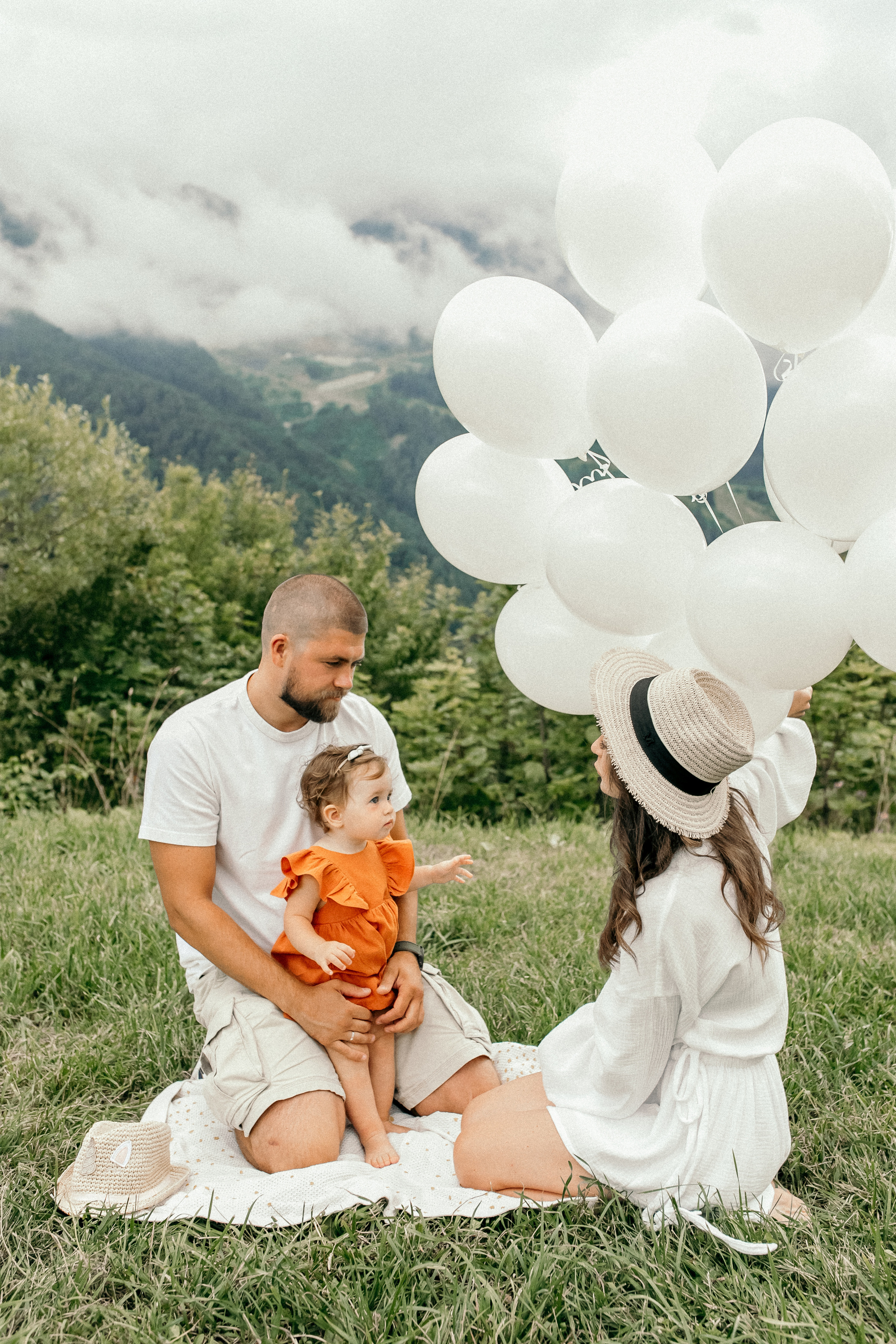 Максим, Светлана и Василиса. Фотограф Сочи Адлер Красная Поляна Ошутина Анастасия
