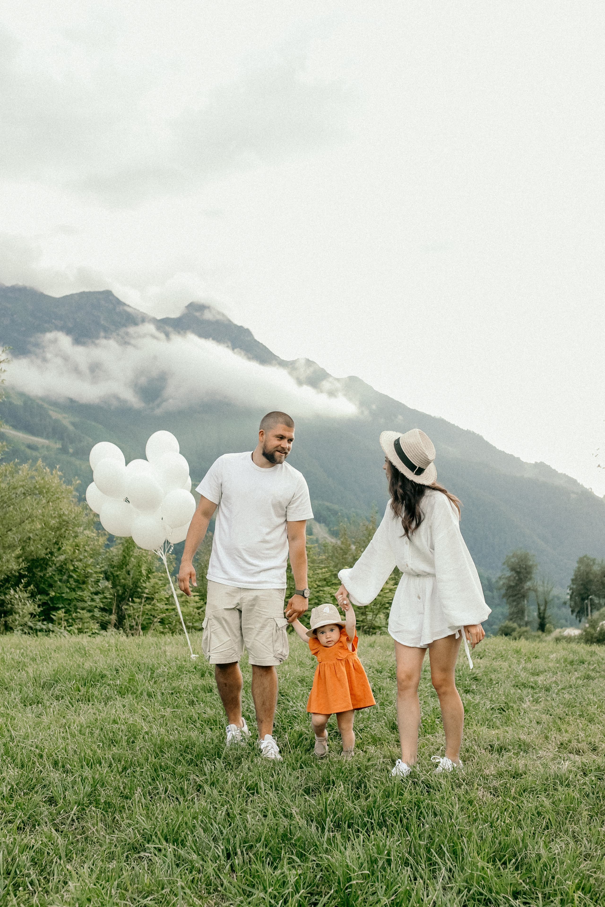 Максим, Светлана и Василиса. Фотограф Сочи Адлер Красная Поляна Ошутина Анастасия
