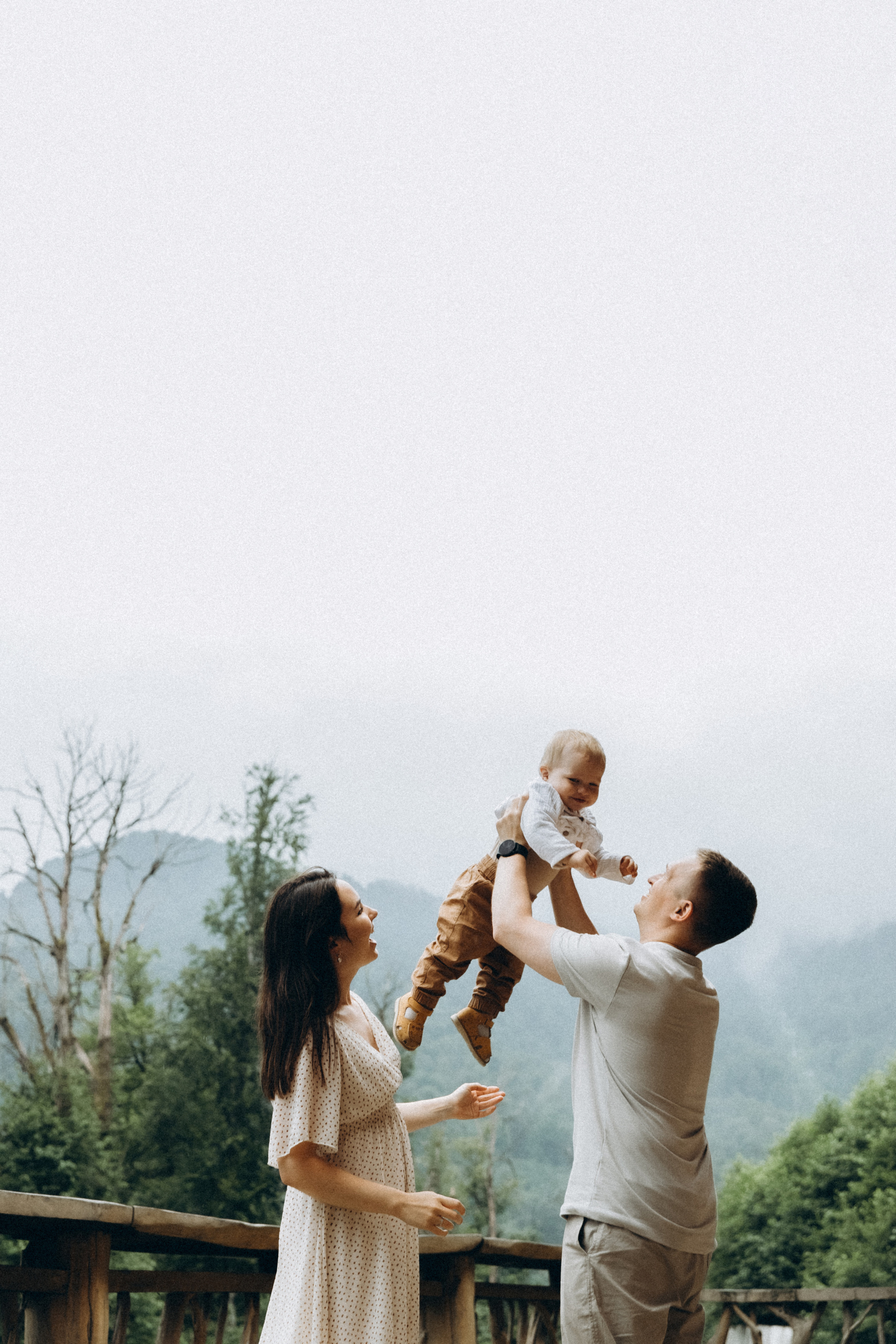 Андрей, Анастасия и Артём. Фотограф Сочи Адлер Красная Поляна Ошутина Анастасия