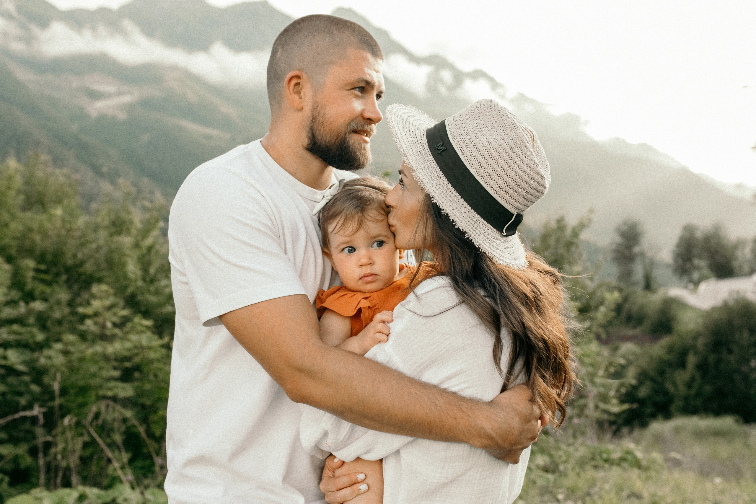 Максим, Светлана и Василиса. Фотограф Сочи Адлер Красная Поляна Ошутина Анастасия