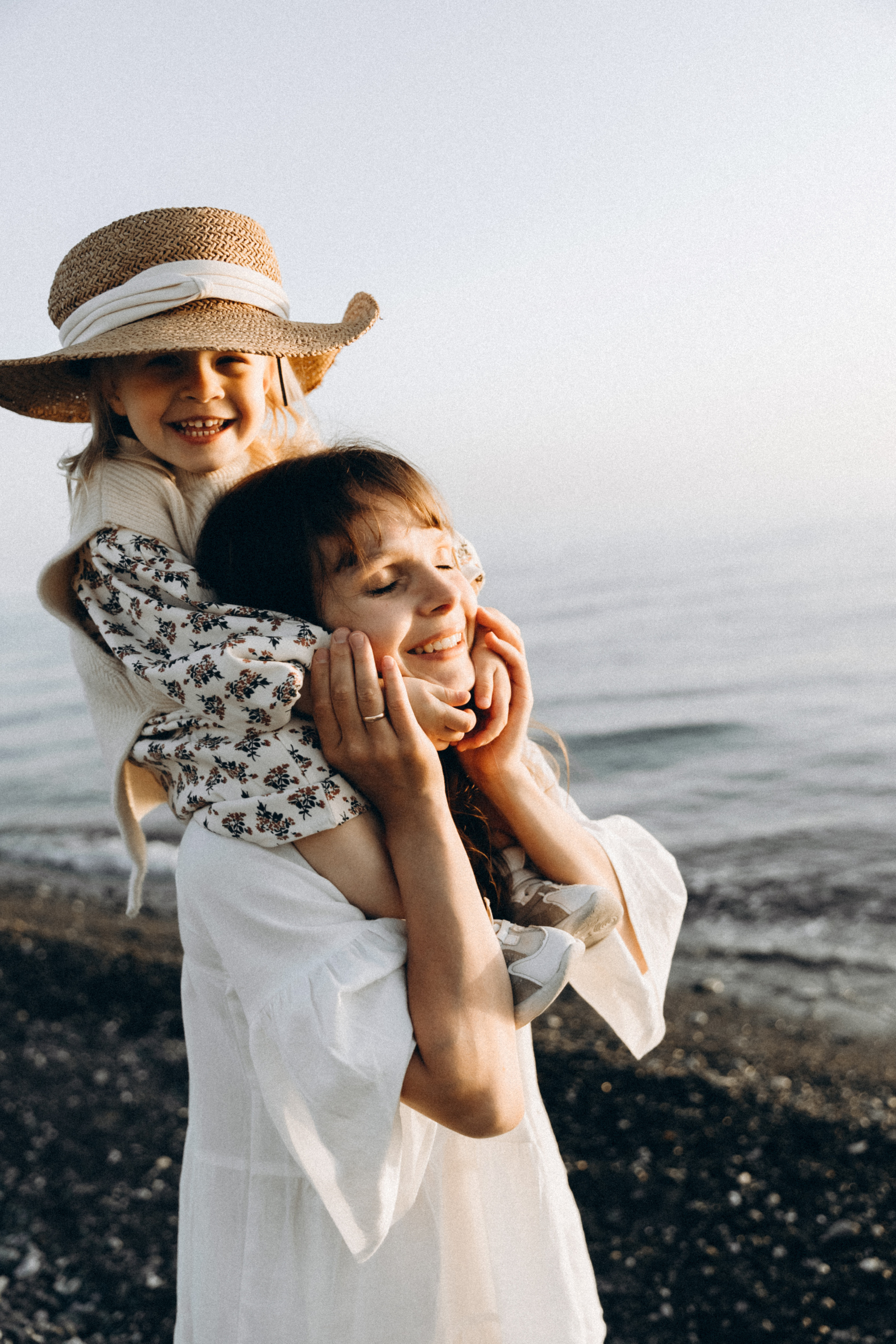 Светлана и Стефания. Фотограф Сочи Адлер Красная Поляна Ошутина Анастасия