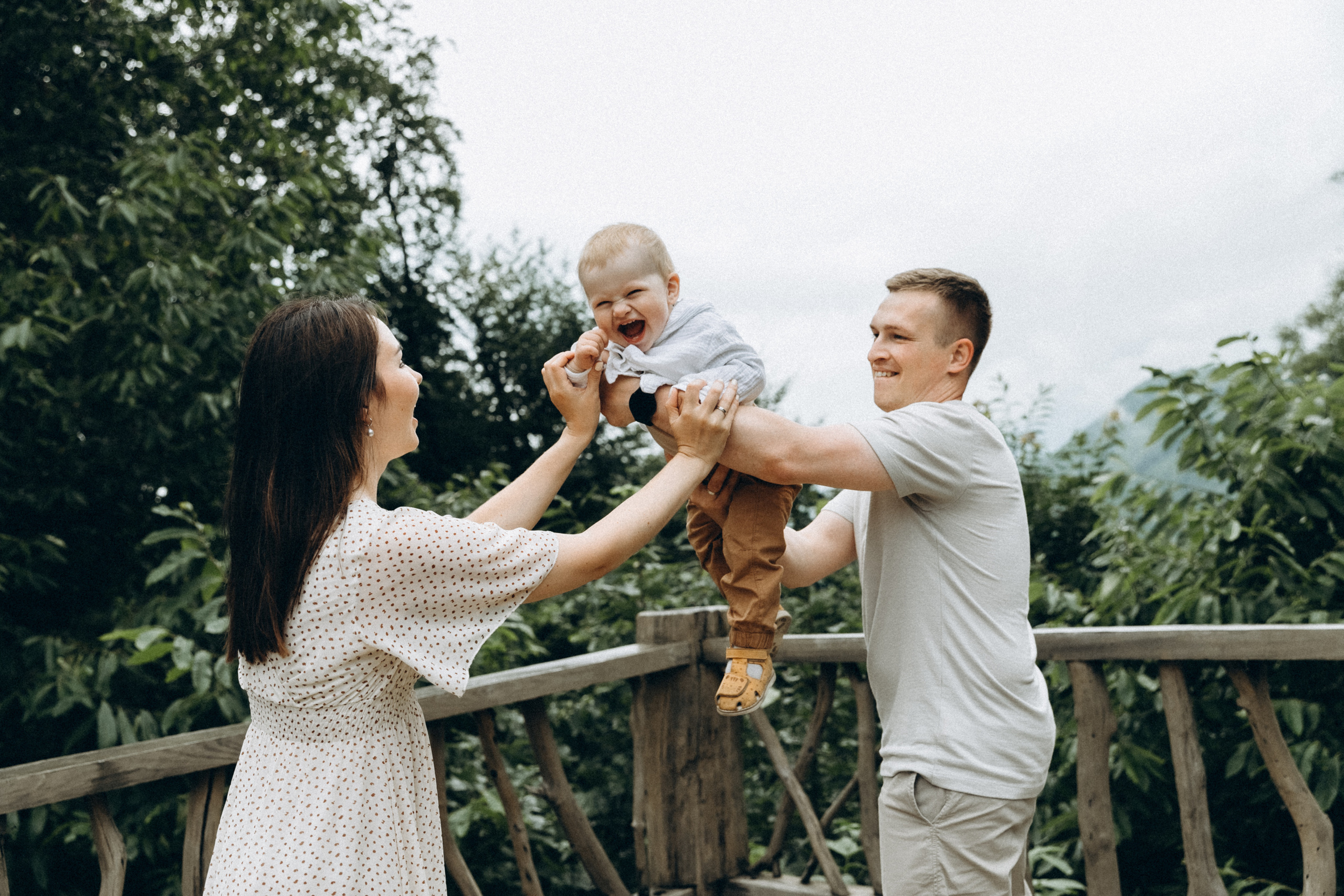 Андрей, Анастасия и Артём. Фотограф Сочи Адлер Красная Поляна Ошутина Анастасия