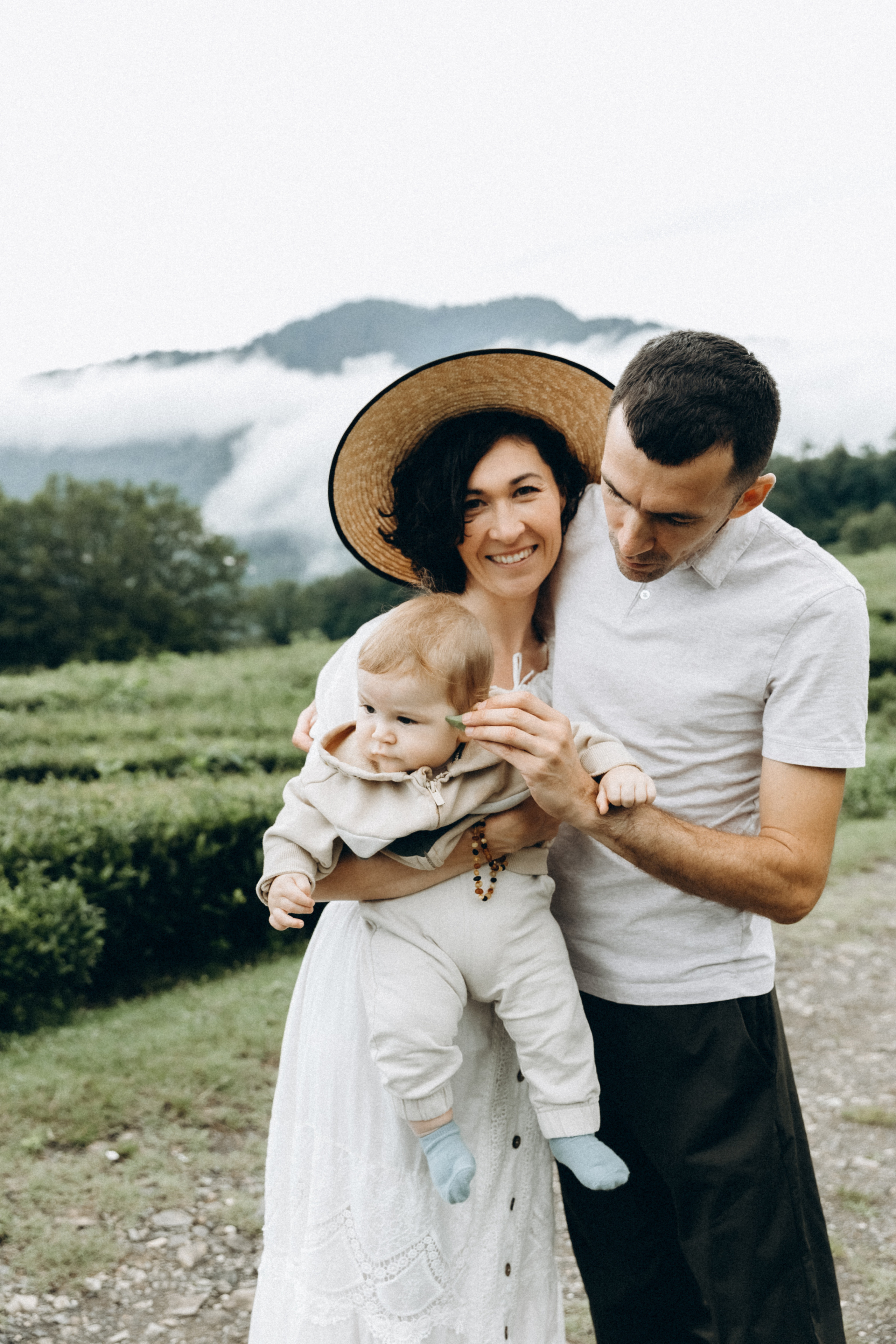 Дмитрий, Алия, Платон, Глеб, Радислав, Герман и Юмми. Фотограф Сочи Адлер Красная Поляна Ошутина Анастасия