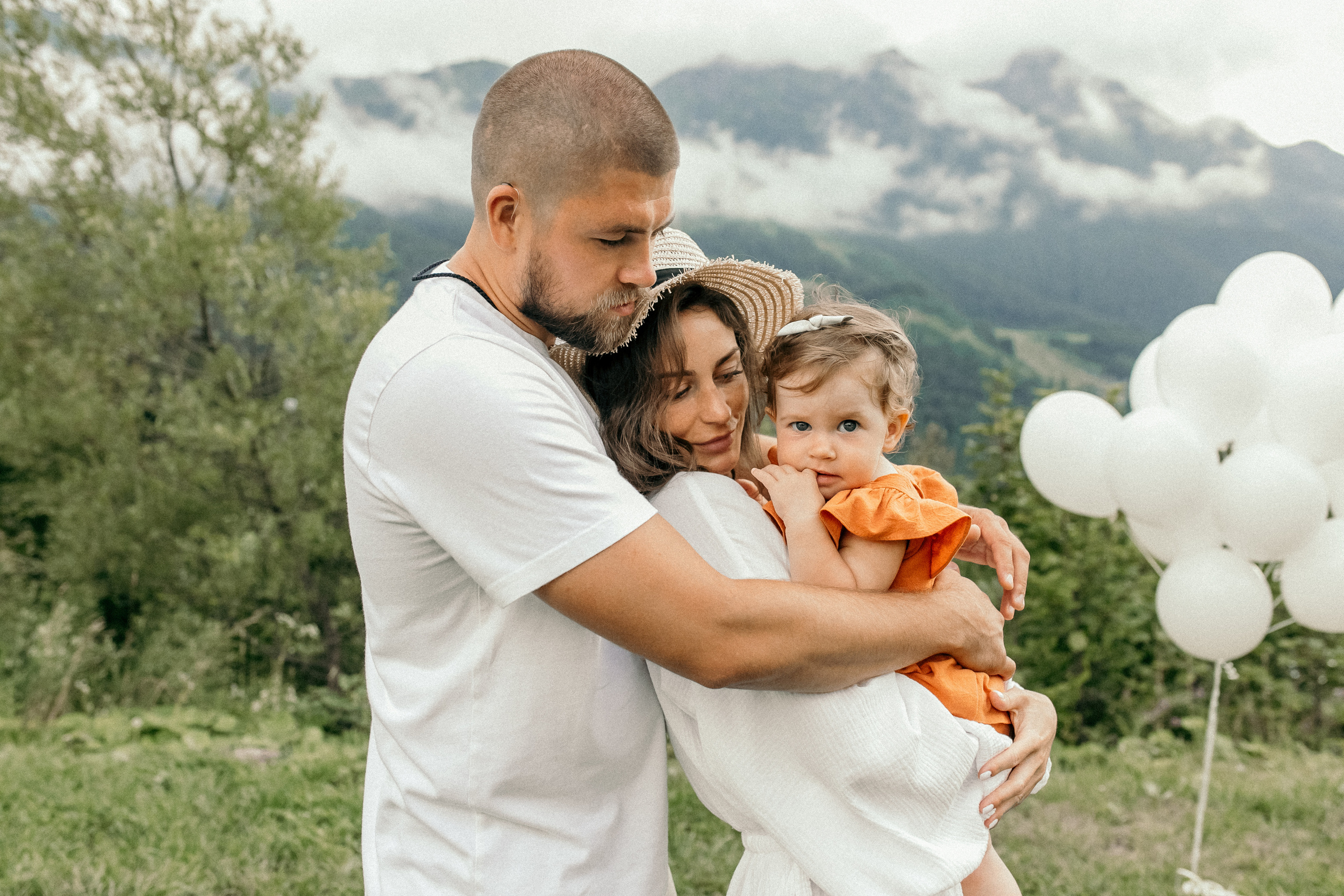 Максим, Светлана и Василиса. Фотограф Сочи Адлер Красная Поляна Ошутина Анастасия