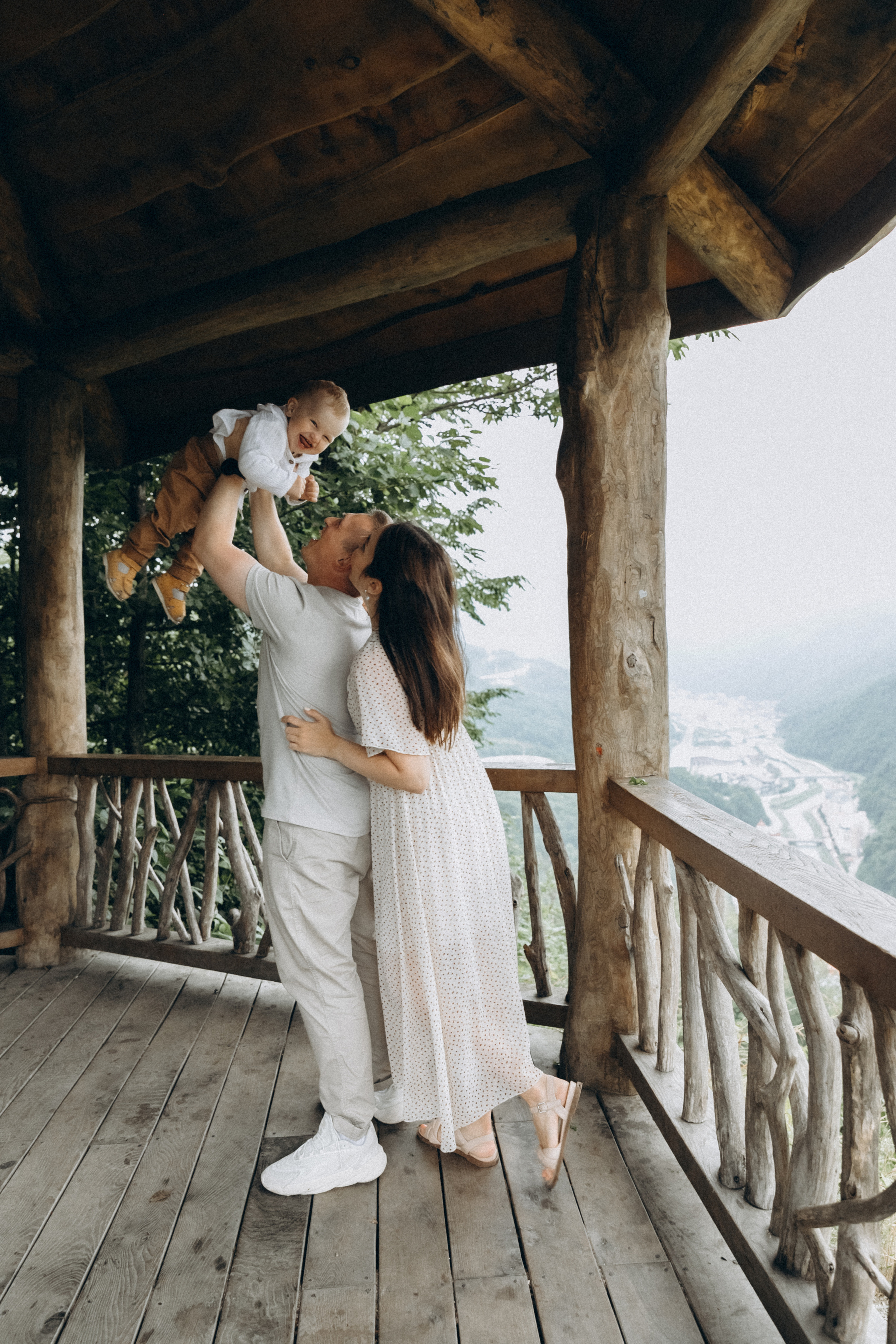 Андрей, Анастасия и Артём. Фотограф Сочи Адлер Красная Поляна Ошутина Анастасия