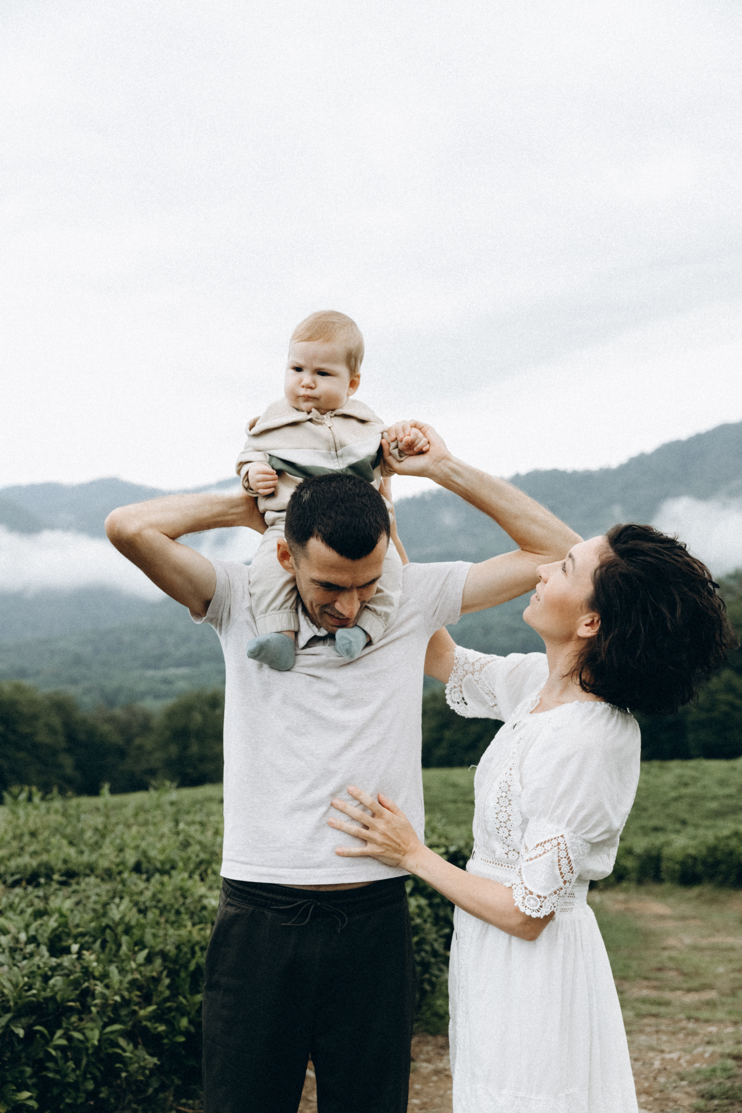 Дмитрий, Алия, Платон, Глеб, Радислав, Герман и Юмми. Фотограф Сочи Адлер Красная Поляна Ошутина Анастасия