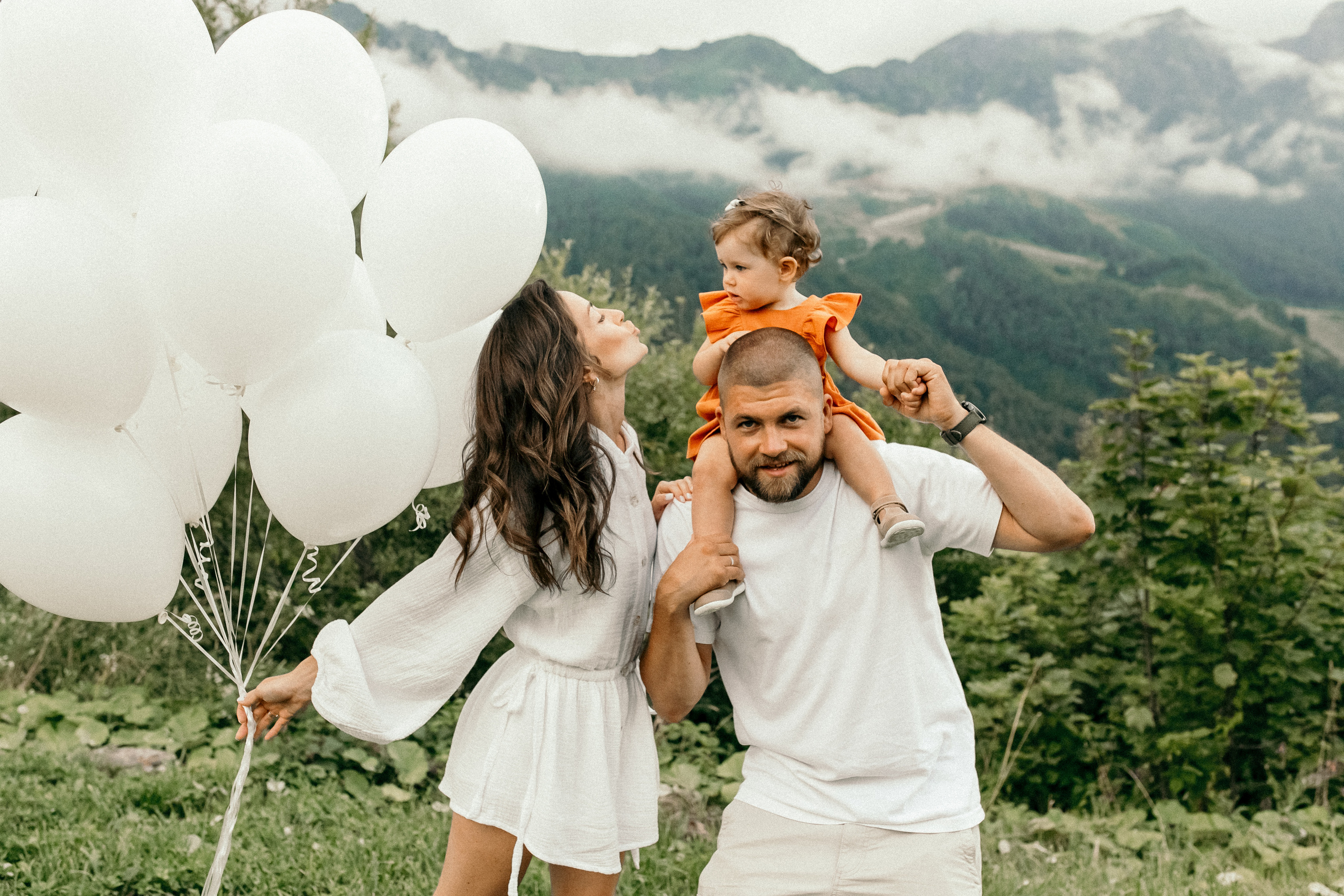 Максим, Светлана и Василиса. Фотограф Сочи Адлер Красная Поляна Ошутина Анастасия