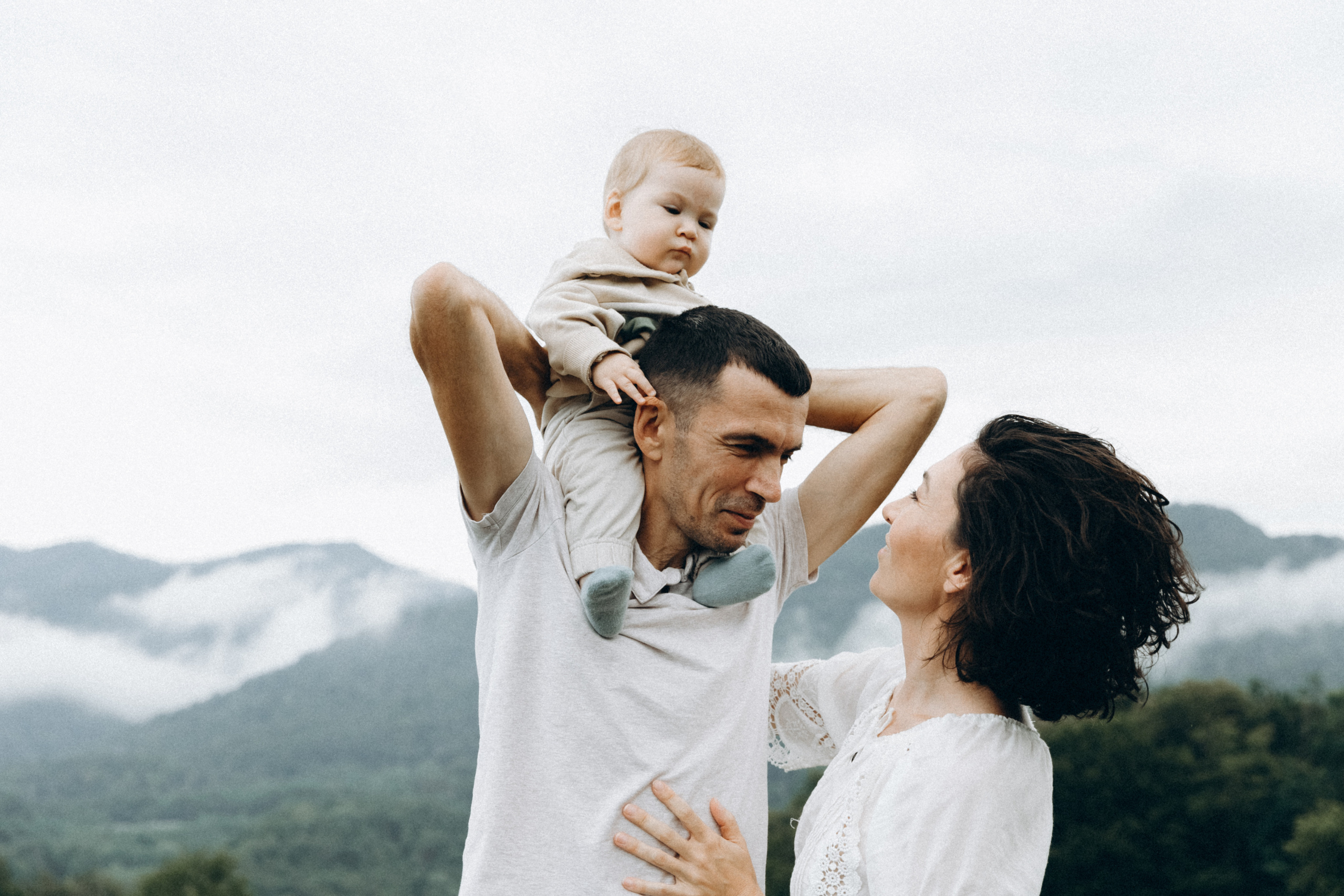 Дмитрий, Алия, Платон, Глеб, Радислав, Герман и Юмми. Фотограф Сочи Адлер Красная Поляна Ошутина Анастасия