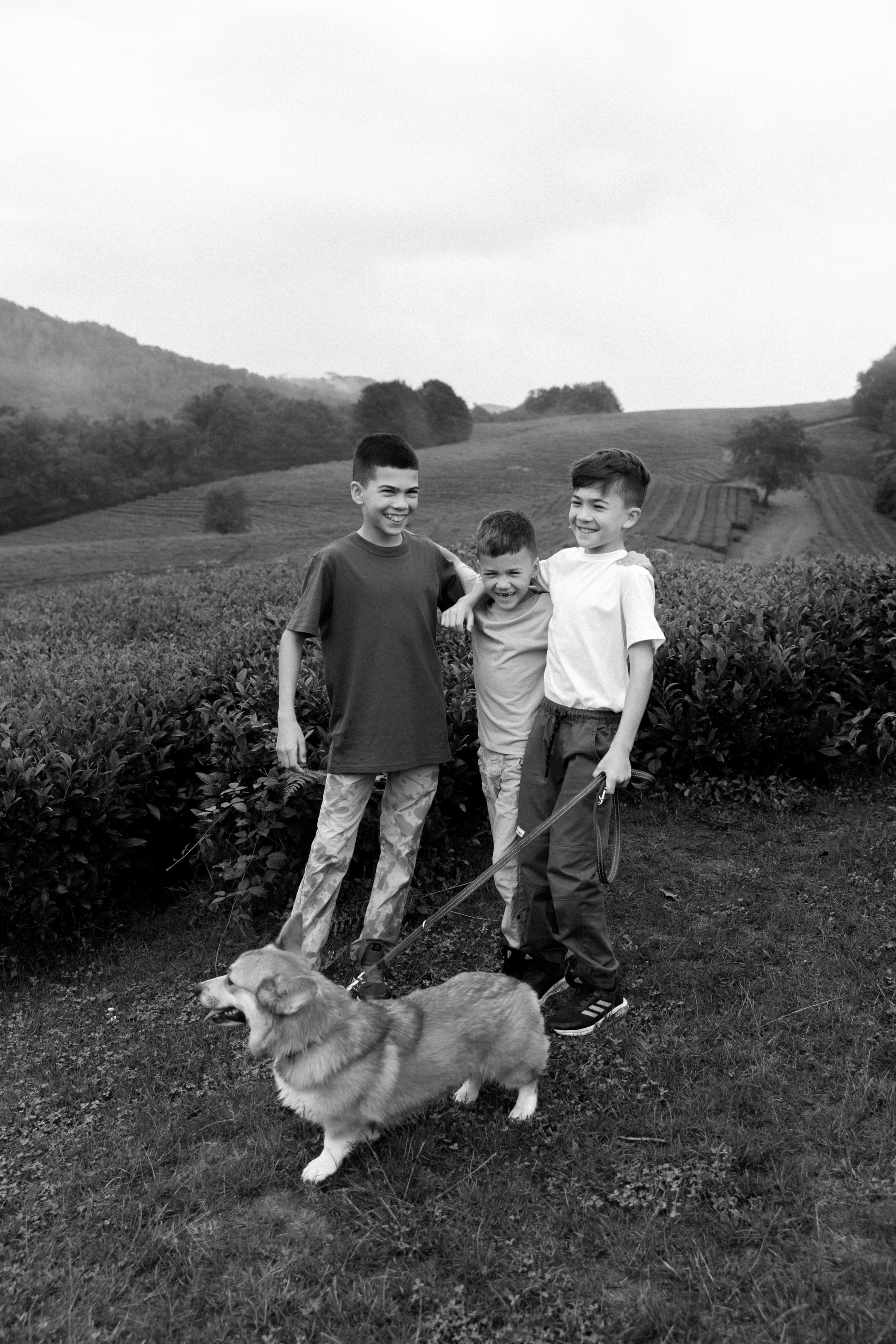 Дмитрий, Алия, Платон, Глеб, Радислав, Герман и Юмми. Фотограф Сочи Адлер Красная Поляна Ошутина Анастасия