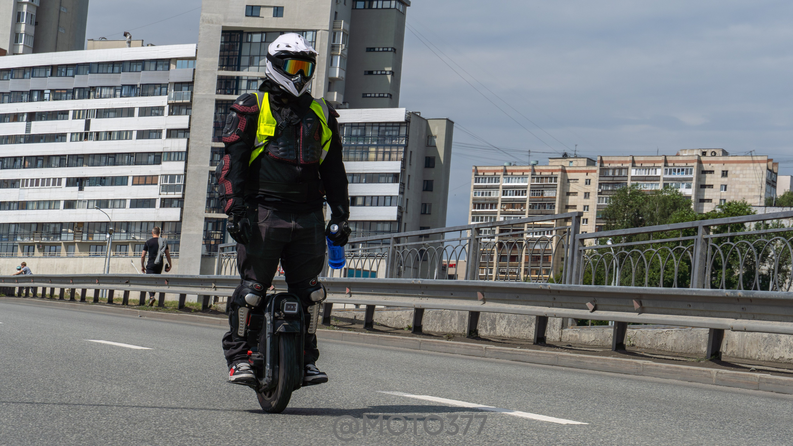 IRONSTAR Ekat 2025. Moto377