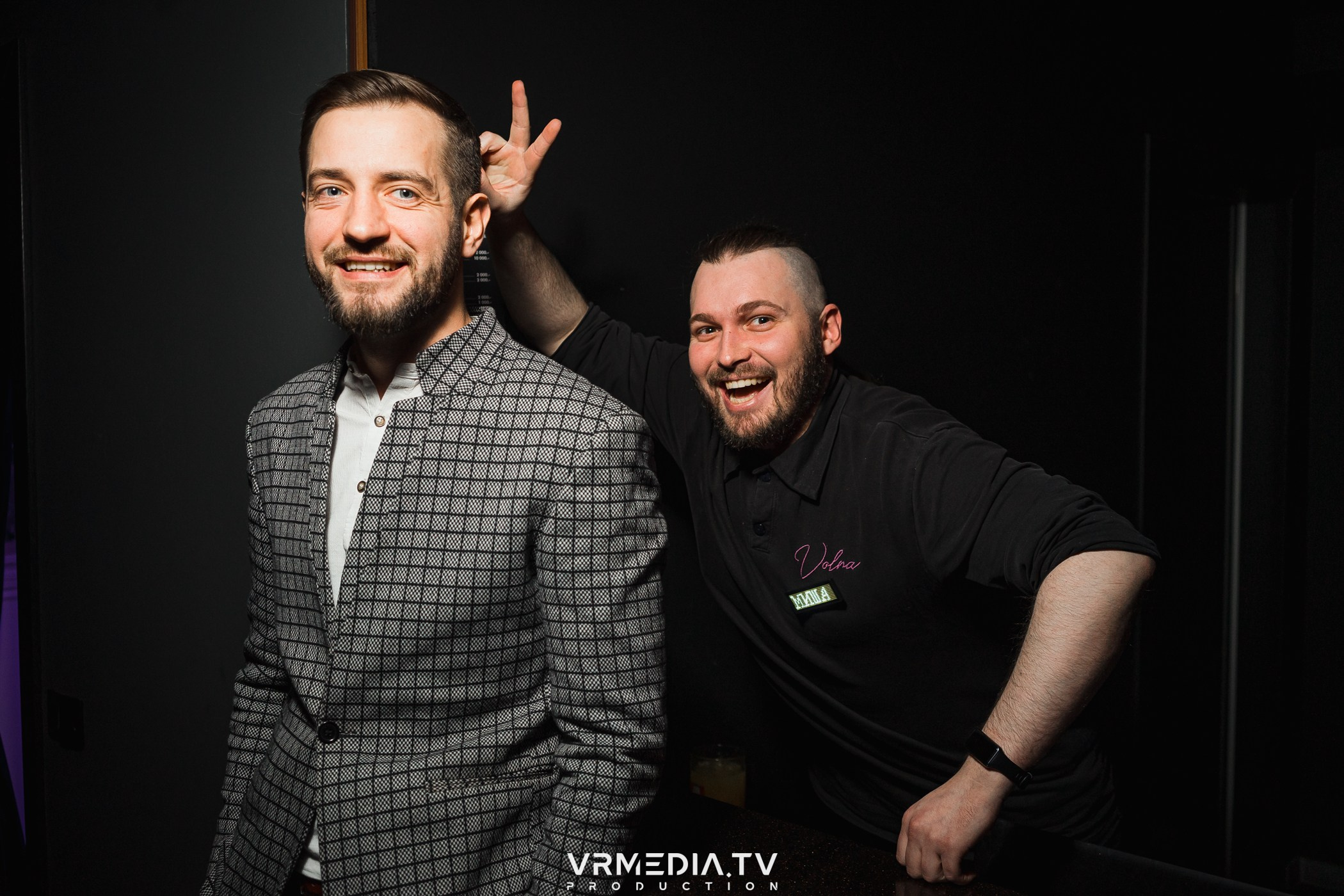 НОВОГОДНЯЯ РАЗМИНКА в караоке-баре «Volna»