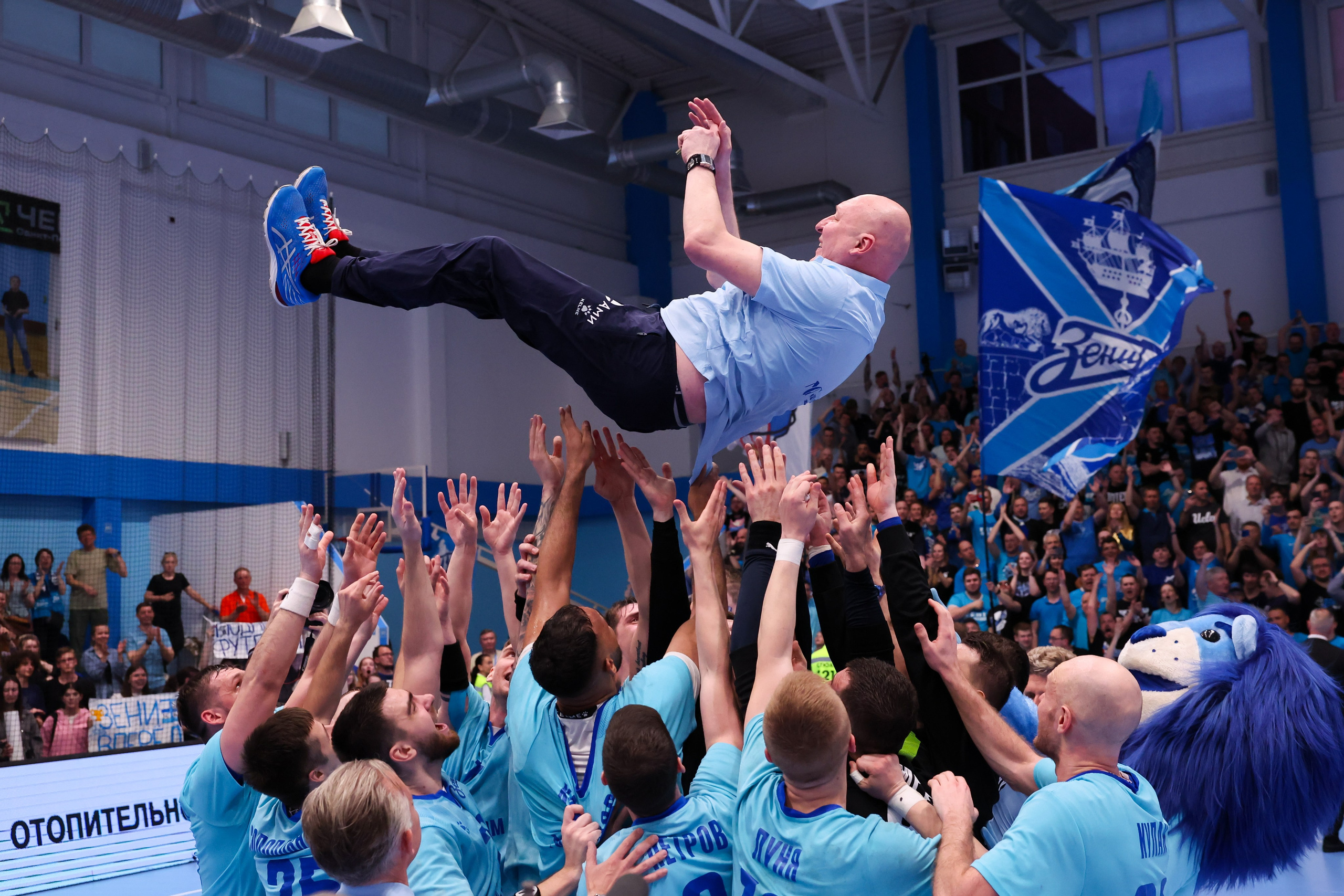 ГК Зенит — ГК ЦСКА финал ЧР2024/25 3 игра 28.05.2025. Спортивный и репортажный фотограф Антон Тереханов