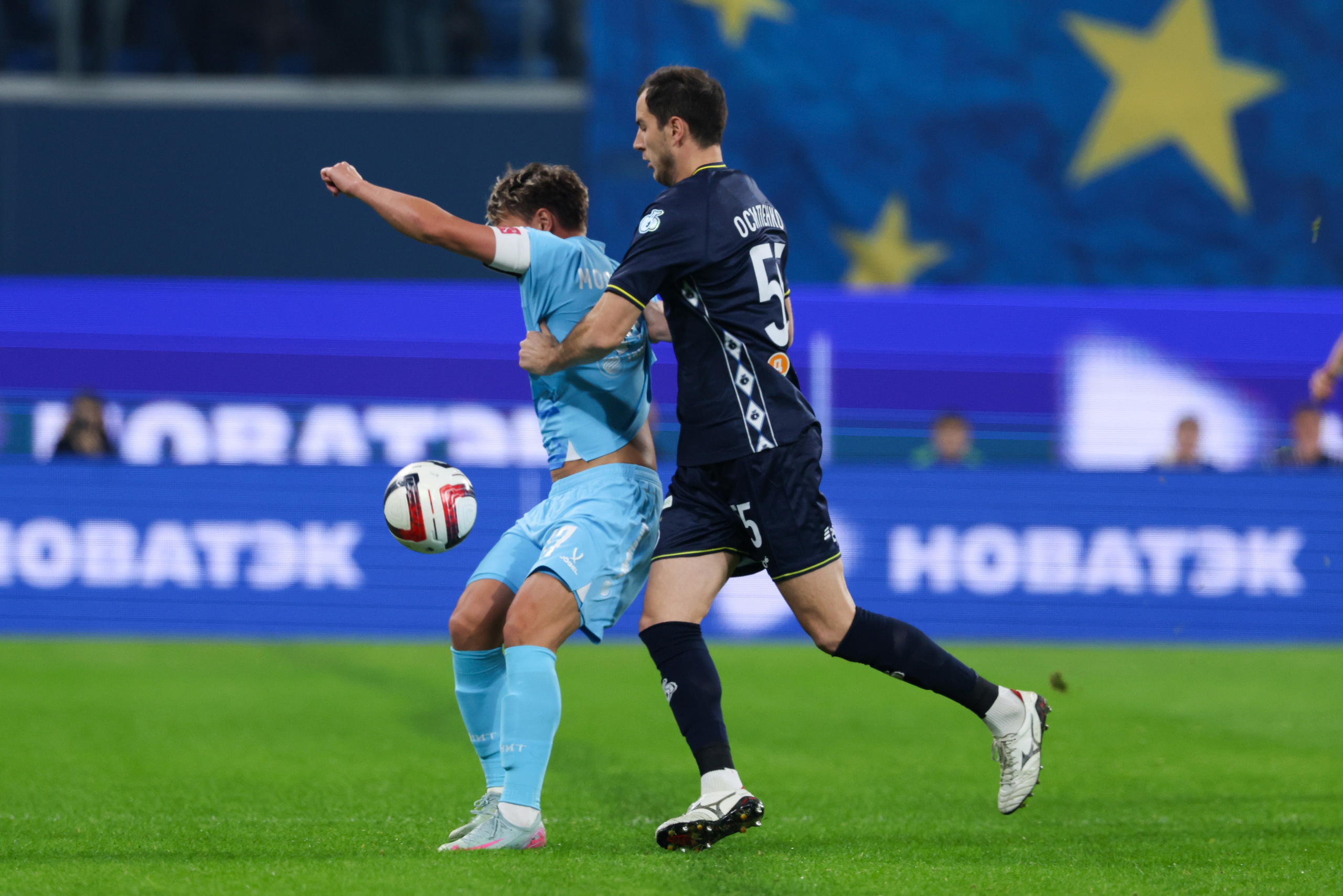 ФК «Зенит — ФК «Динамо» Москва 05.11.2025. Спортивный и репортажный фотограф Антон Тереханов