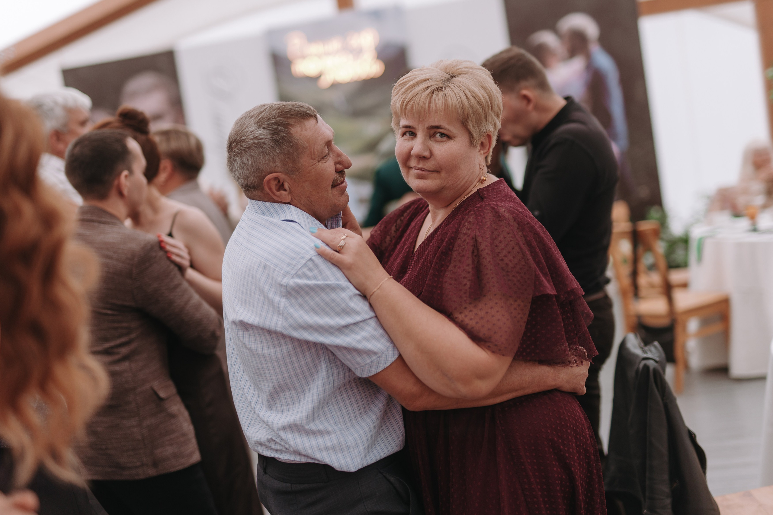 КАФЕ М5 / ХОТИМ ЕДИМ / БОГДАН НАСЫРОВ / ИЛЬНАР АХМАДУЛЛИН