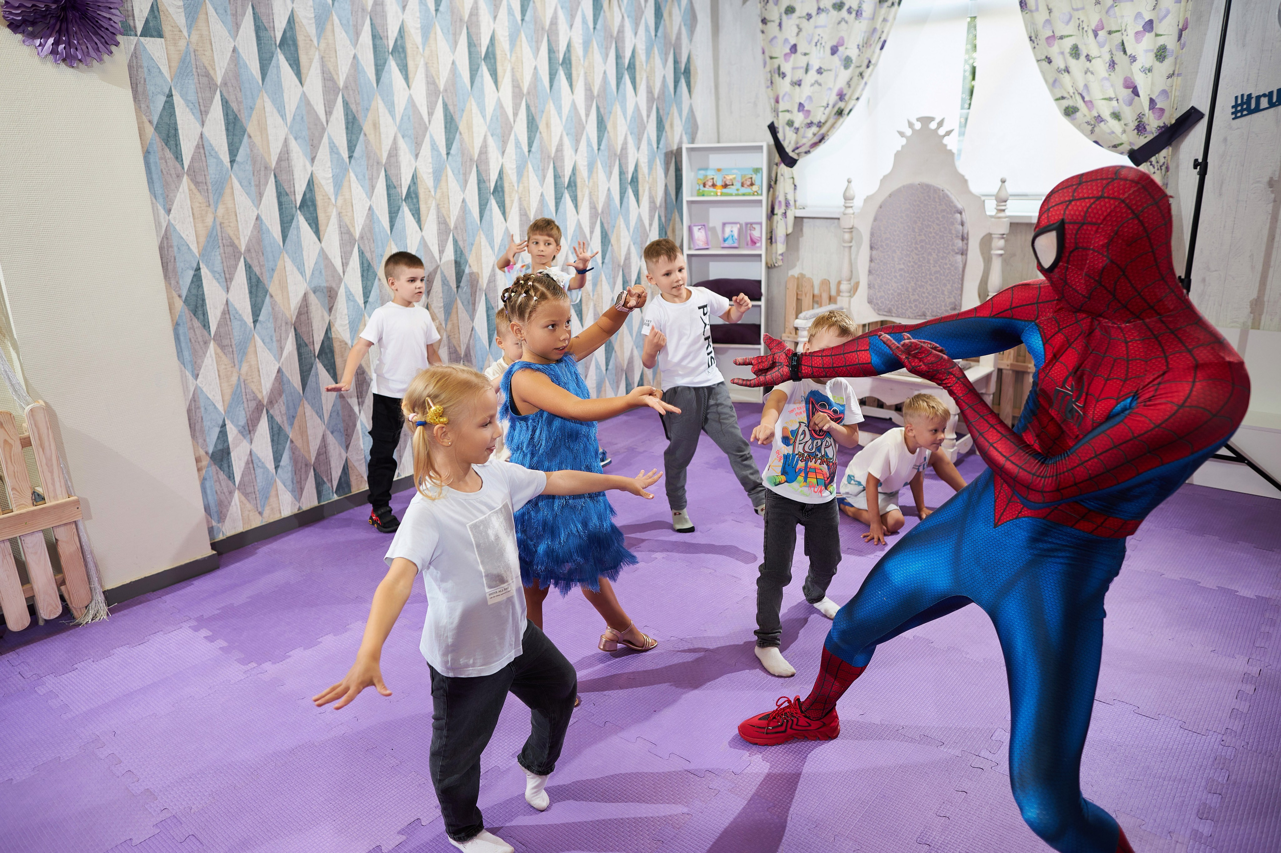 Детский праздник. Свадебная, репортажная фотосъемка и видеосъемка в Минске. Илья и Юлия Ширмановы. Фотограф | Видеограф | Минск