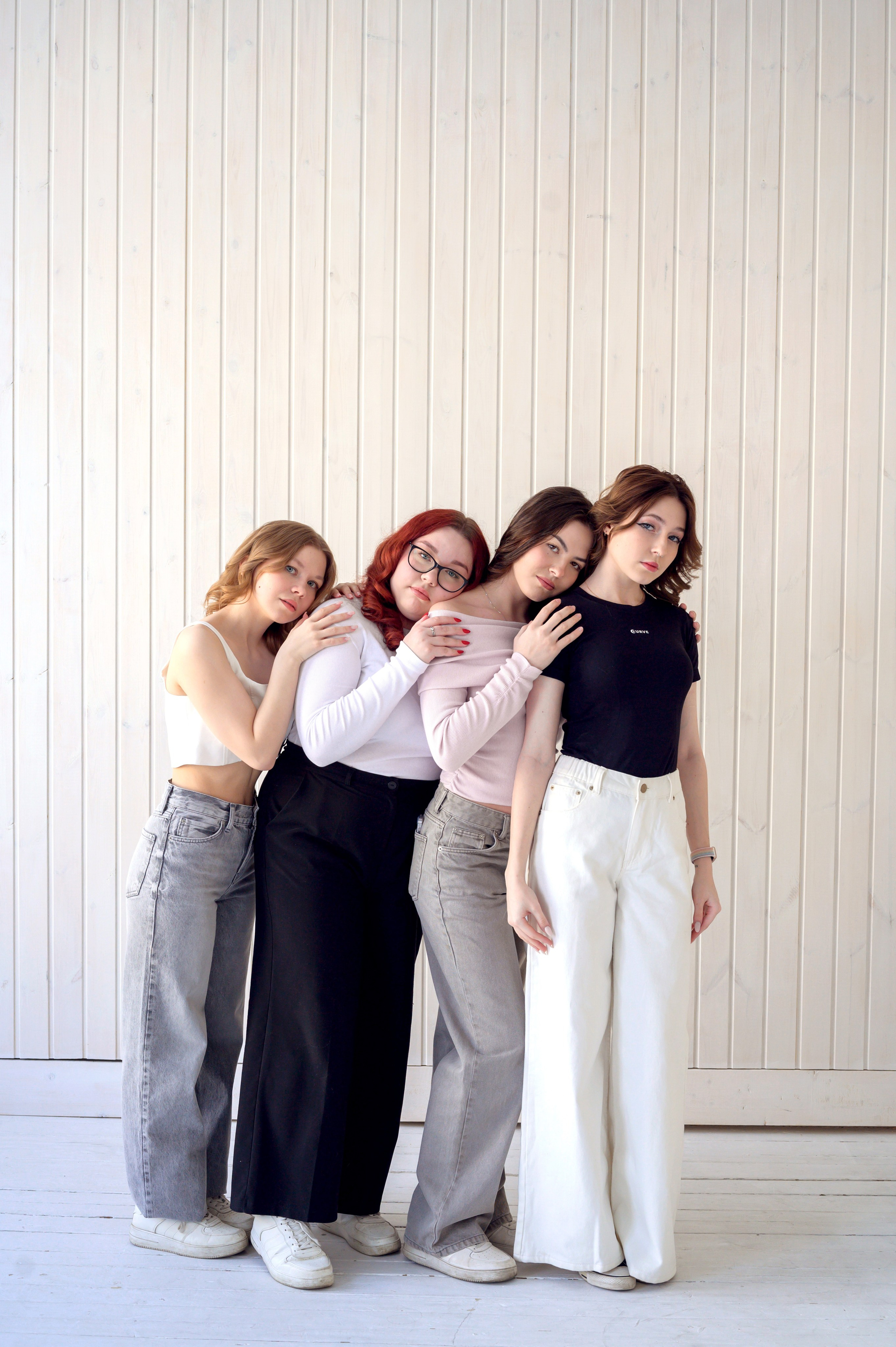 11 класс. студия. Фотограф новорожденных, семейный детский в Тюмени Татьяна Морозова