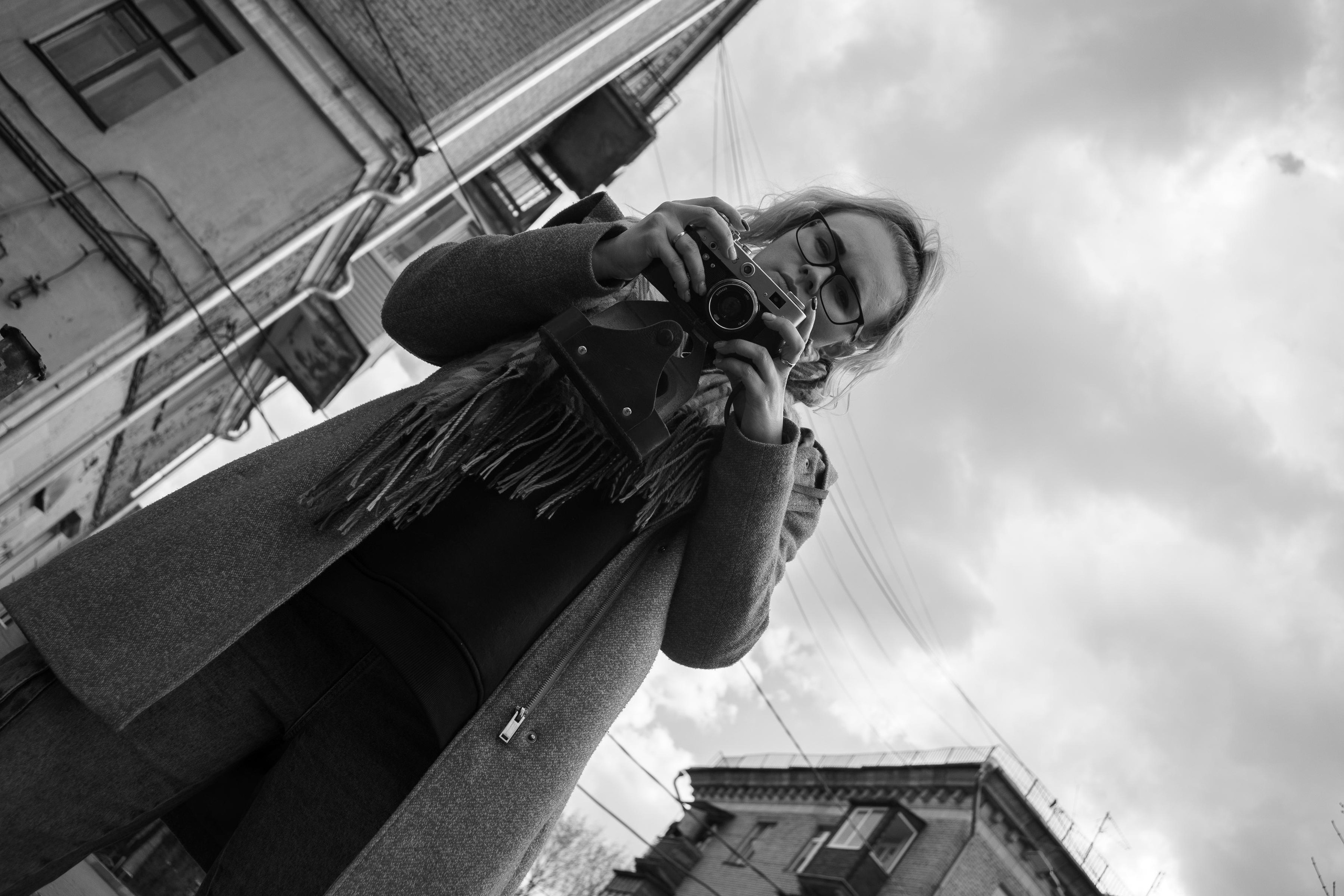 Меня снимаешь?. Oleg Kozachok — Photographer with Protanopia | Portraits, Texture & Light