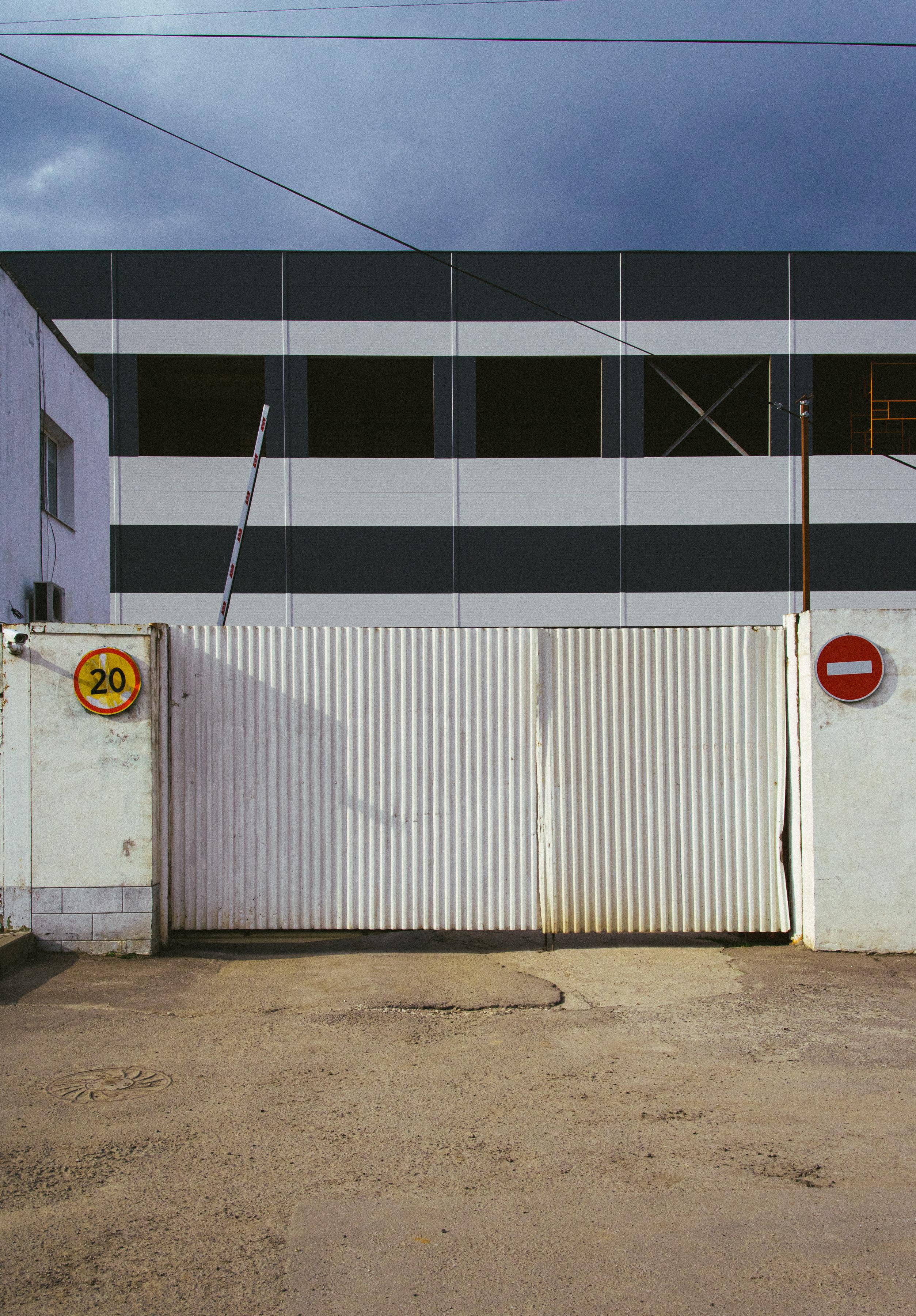 Эстетика Ебеней. Oleg Kozachok — Photographer with Protanopia | Portraits, Texture & Light