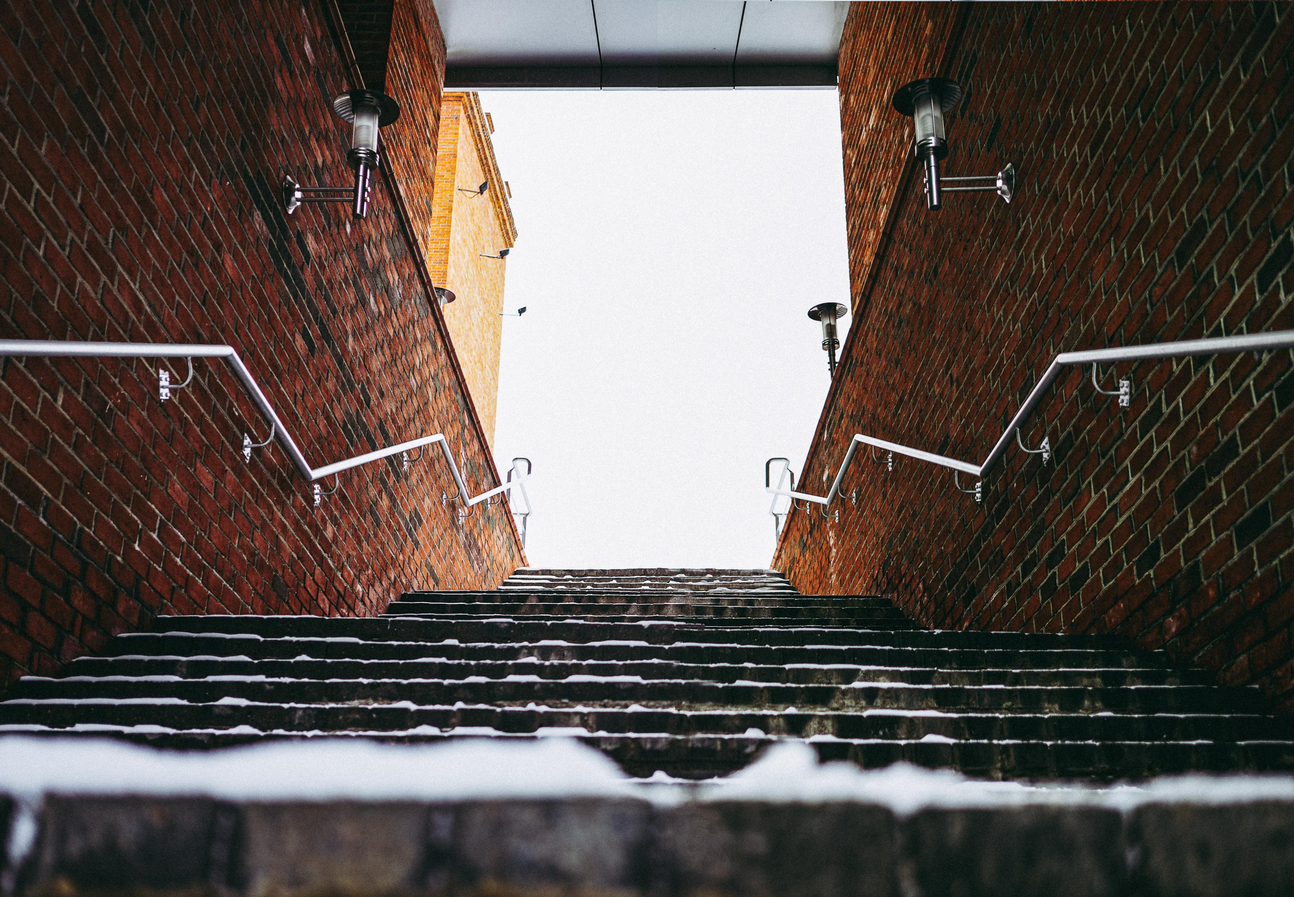 Меня снимаешь?. Oleg Kozachok — Photographer with Protanopia | Portraits, Texture & Light