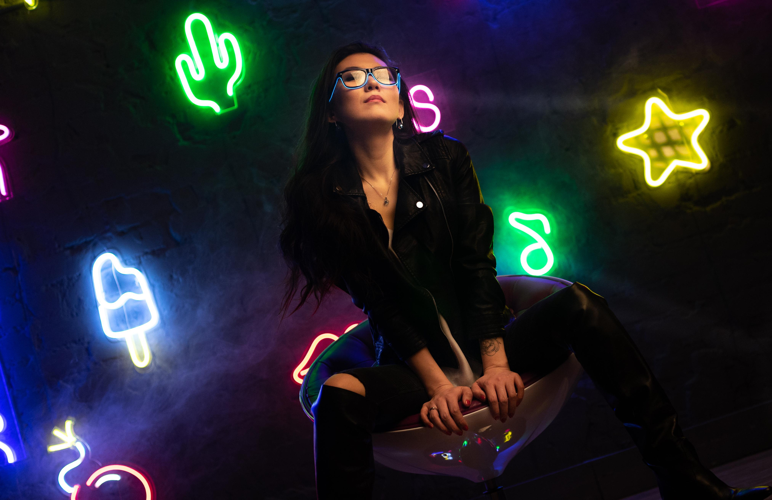 People. Oleg Kozachok — Photographer with Protanopia | Portraits, Texture & Light