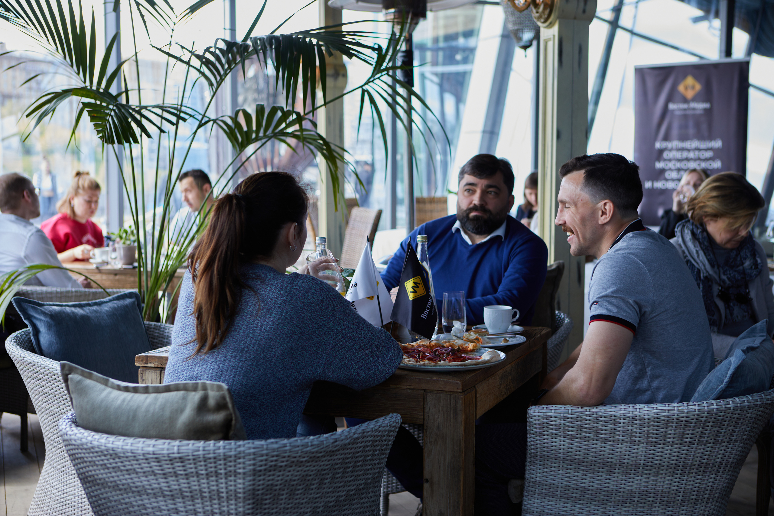 Бизнес-завтрак. Репортажный Фотограф Москва Дарья Лунева