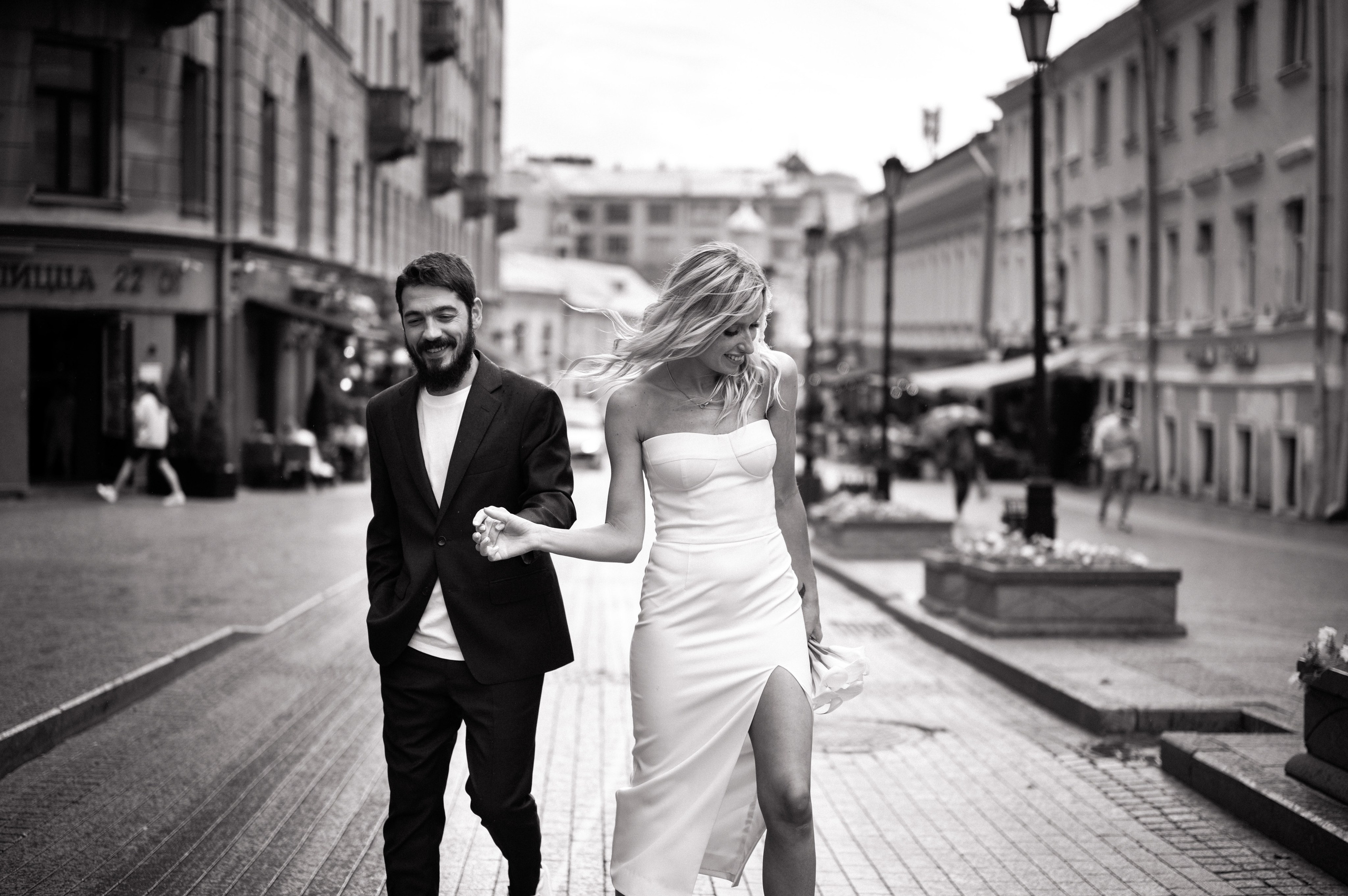 Wedding in the Streets. Wedding and Destination photographer Rustam Kalimullin