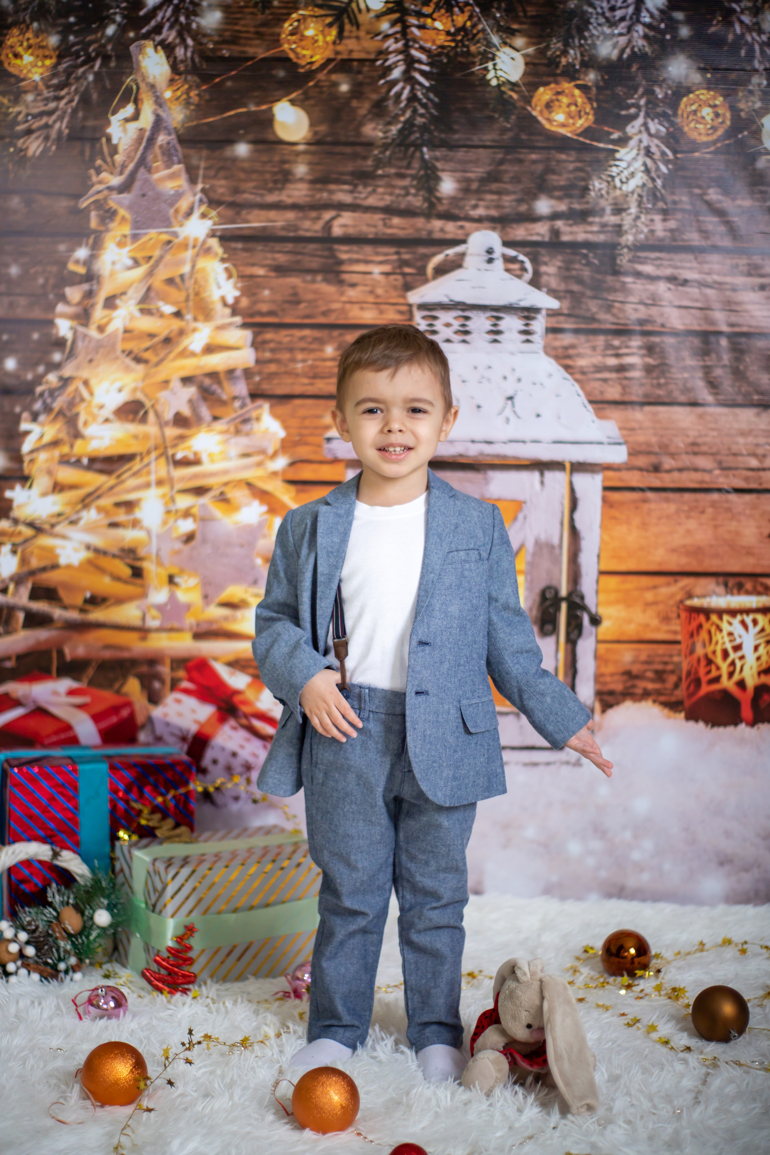 Альбомы с самого детства. +79237847111