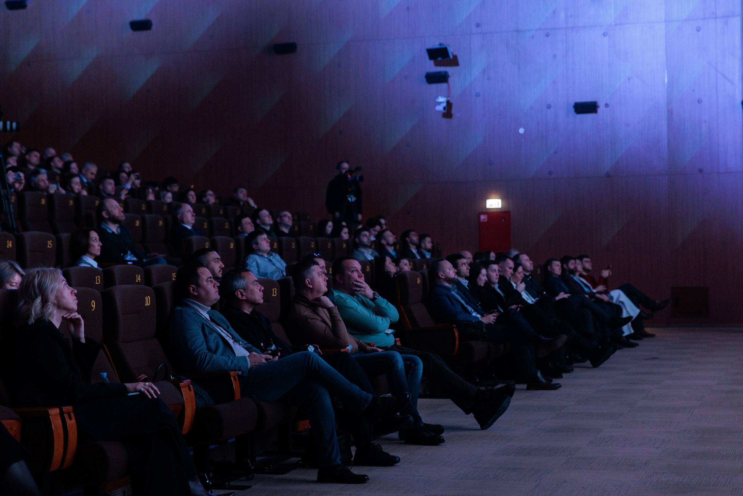Форум «АВТОБОСС». Фотограф в Москве Даша Зуева