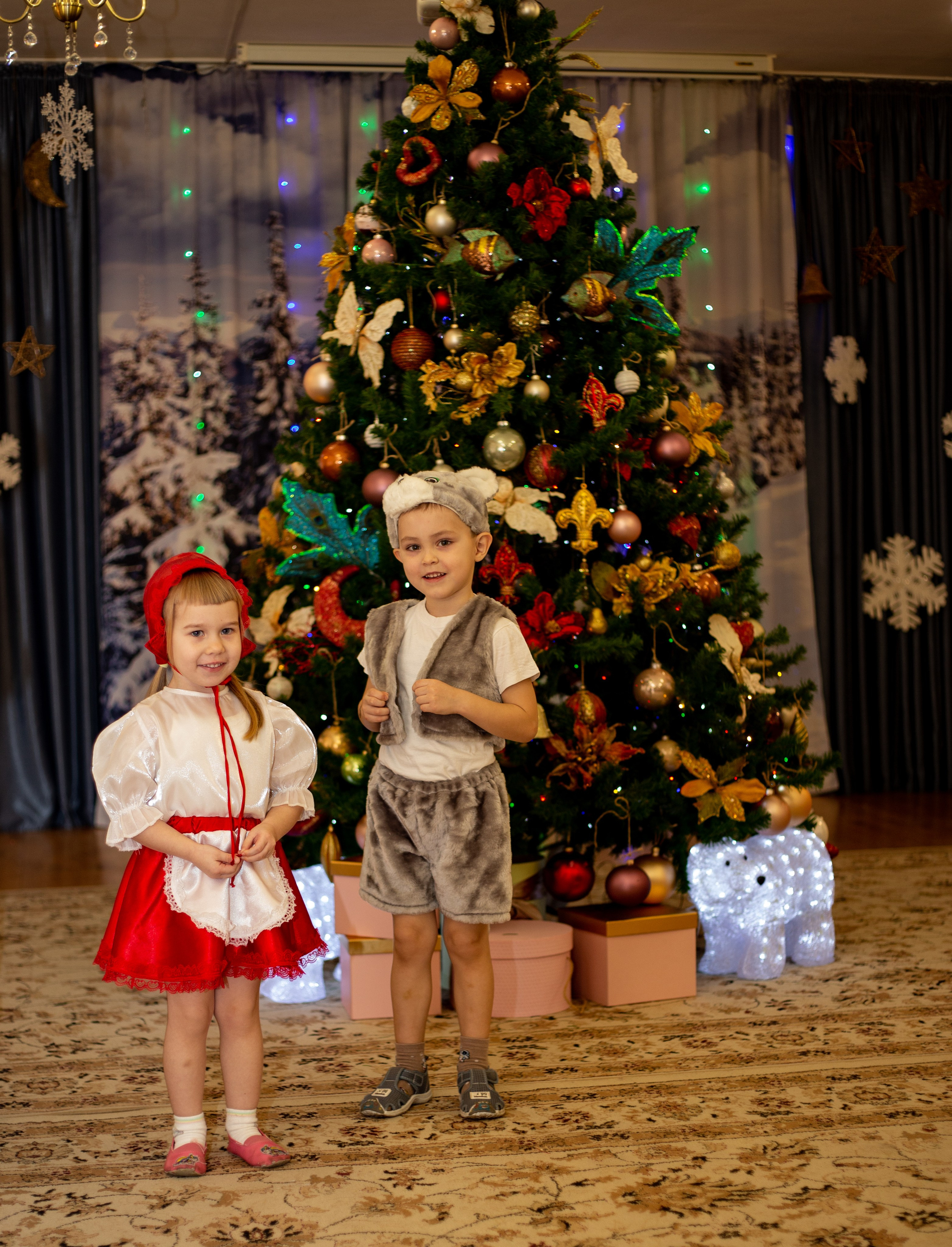 Утренник в детском саду. Https://malovafoto.ru