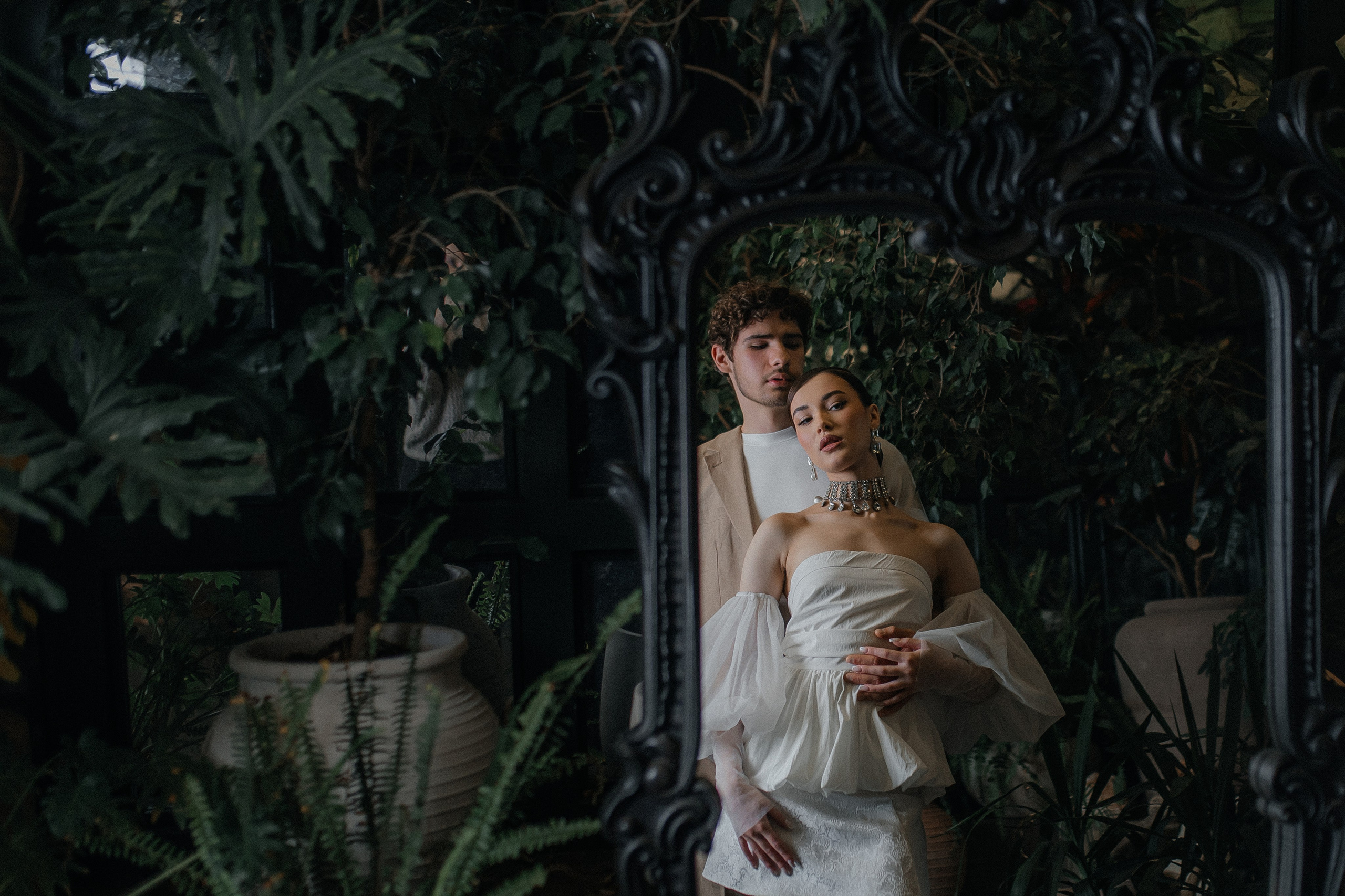 Свадебная история в оранжерее