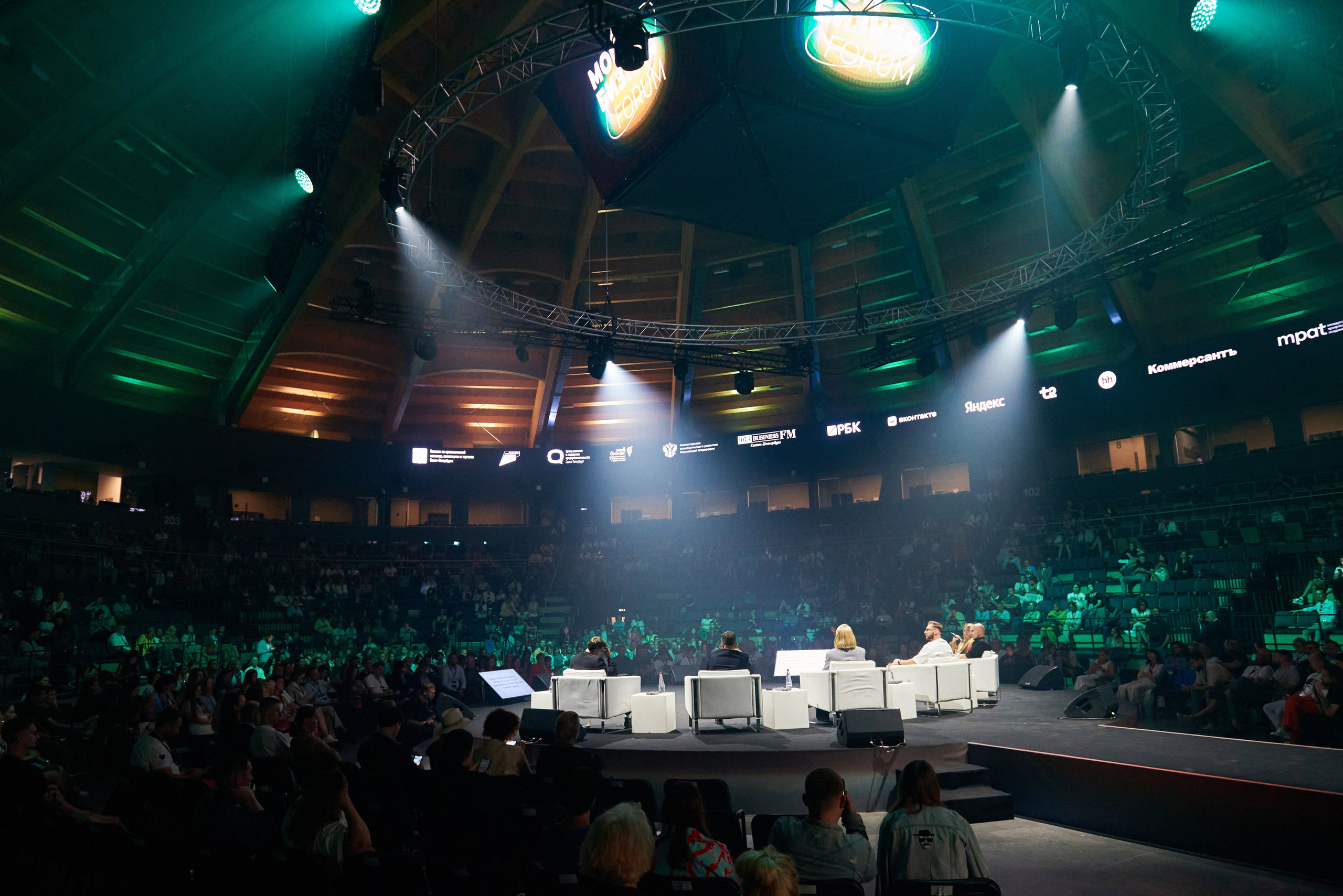 Мой бизнес FORUM. Иван Ступа, репортажный фотограф в Санкт-Петербурге и Ленинградской области