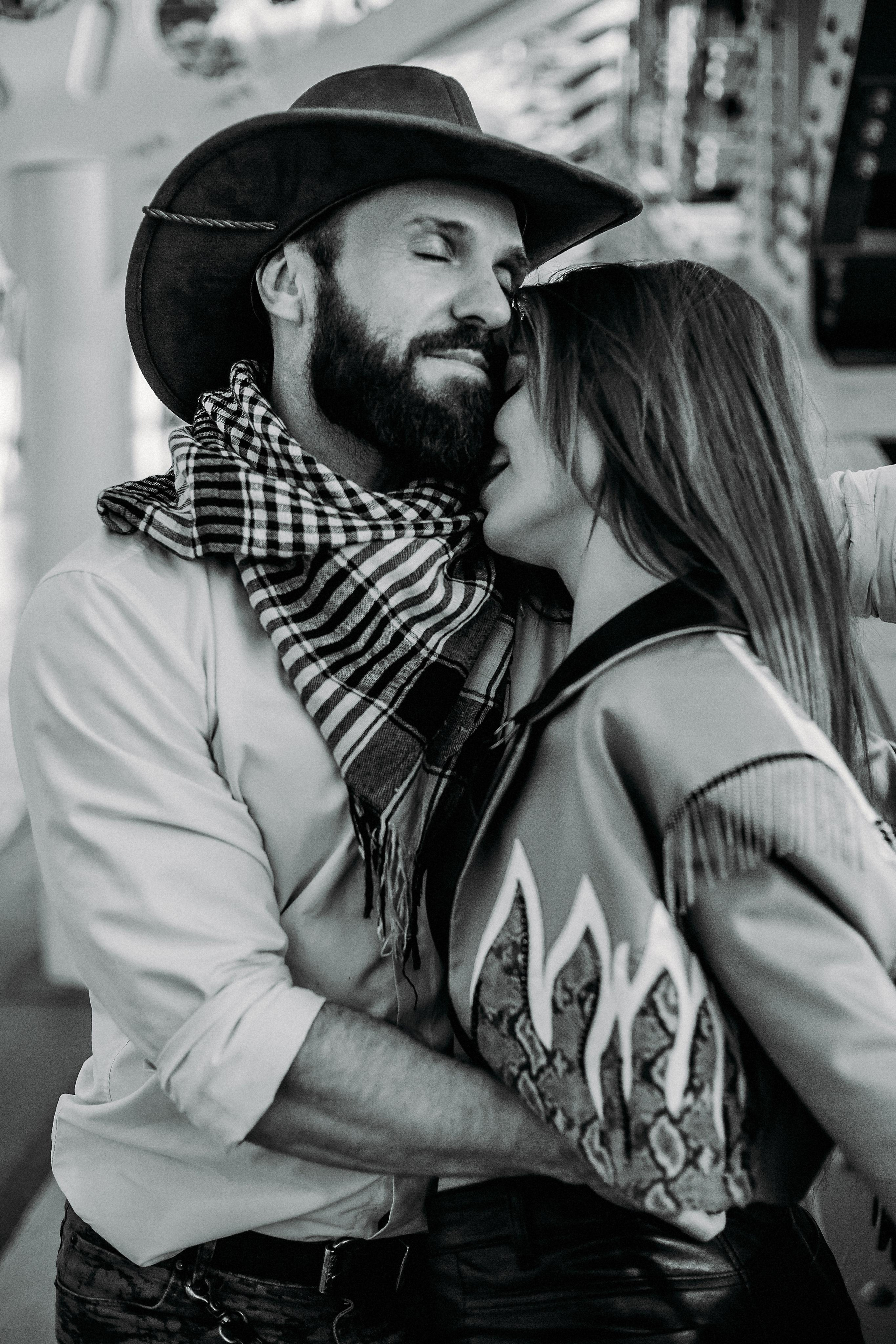 ԿՈՎԲՈՅՆԵՐ. Գլխավոր