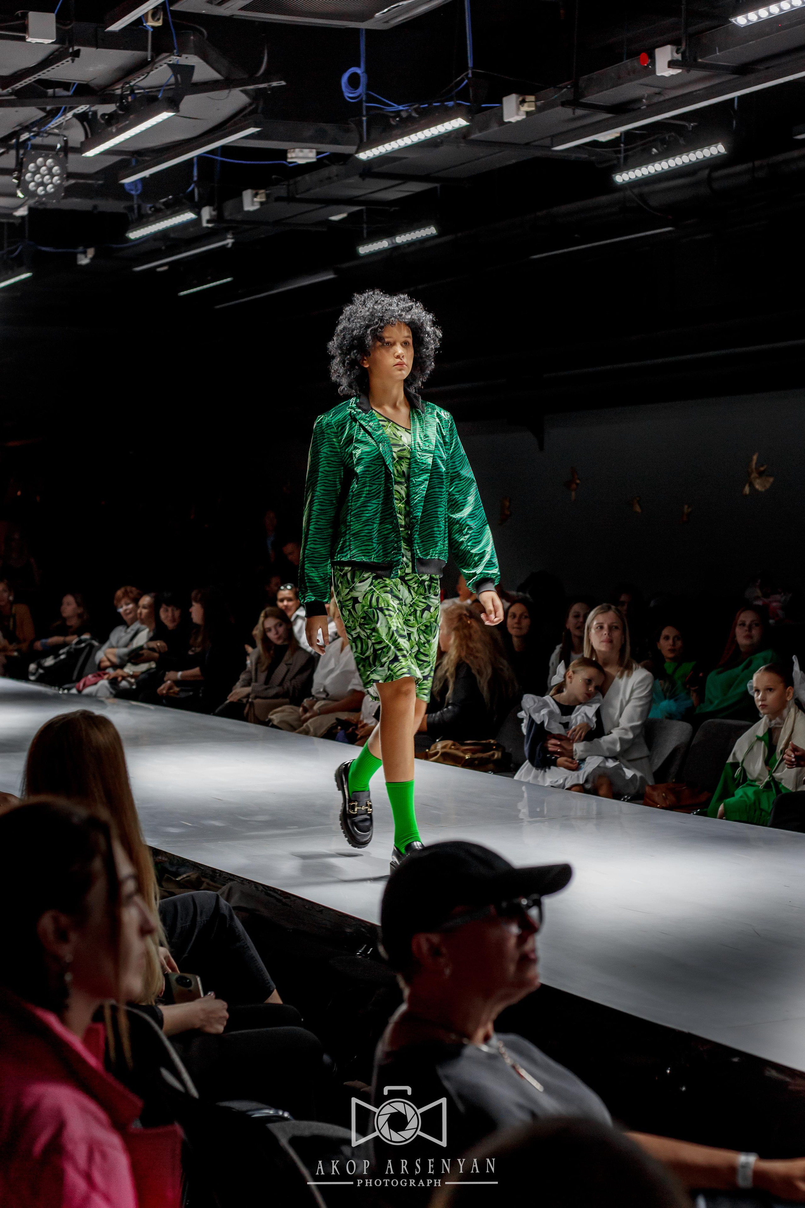 Moscow Fashion Show Осень 2022. Свадебный и Индивидуальный фотограф в Москве Акоп Арсенян